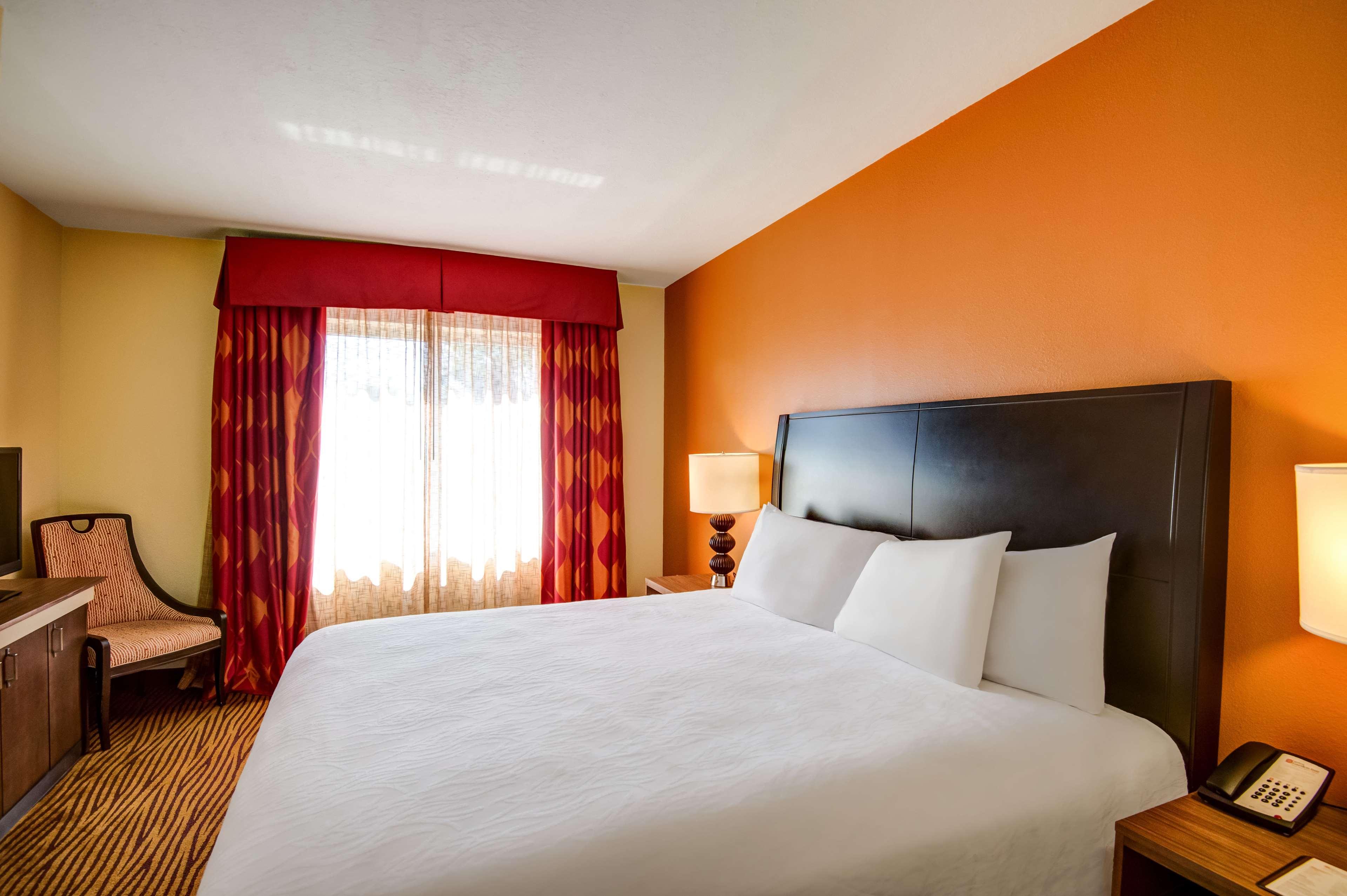 Double Deluxe King Bed