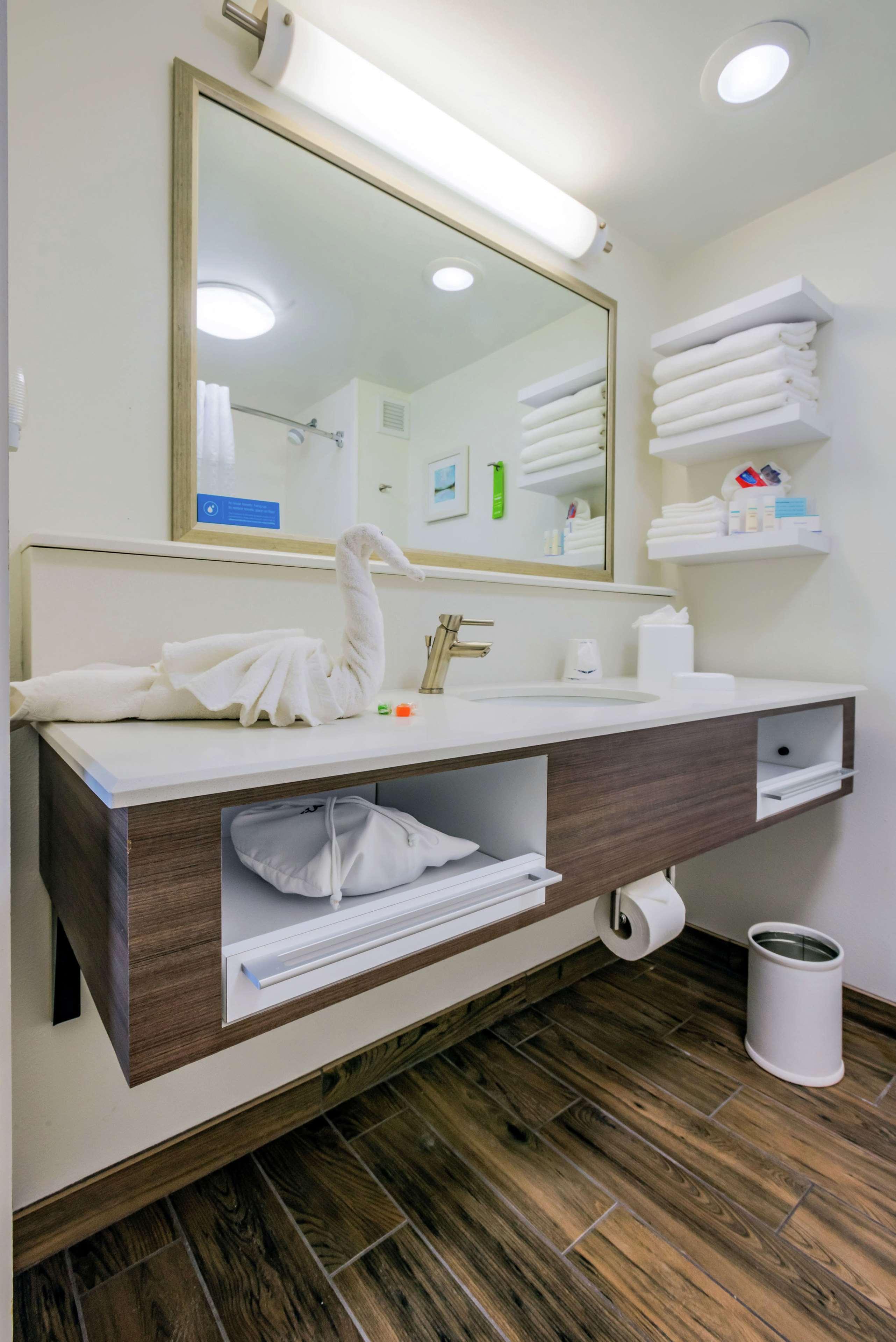 Double Two Double Beds Non Smoking