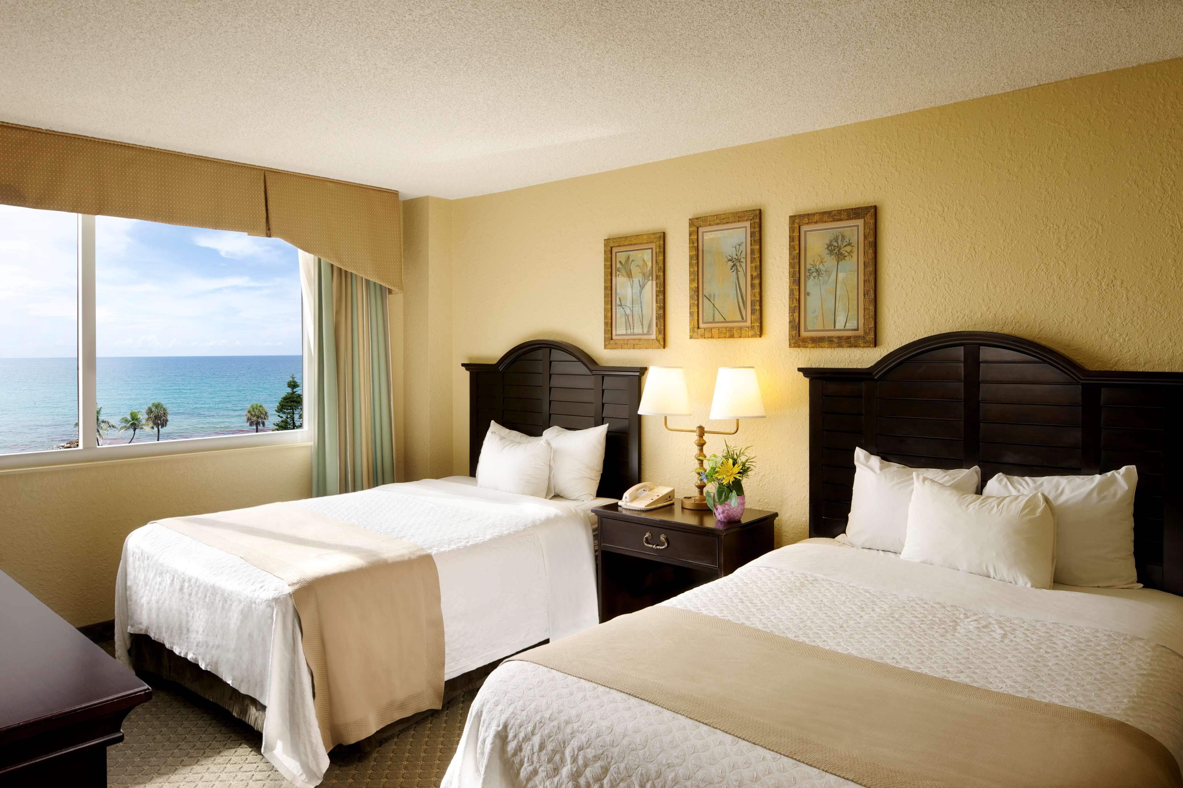 Suite Ocean Front Two Double Beds