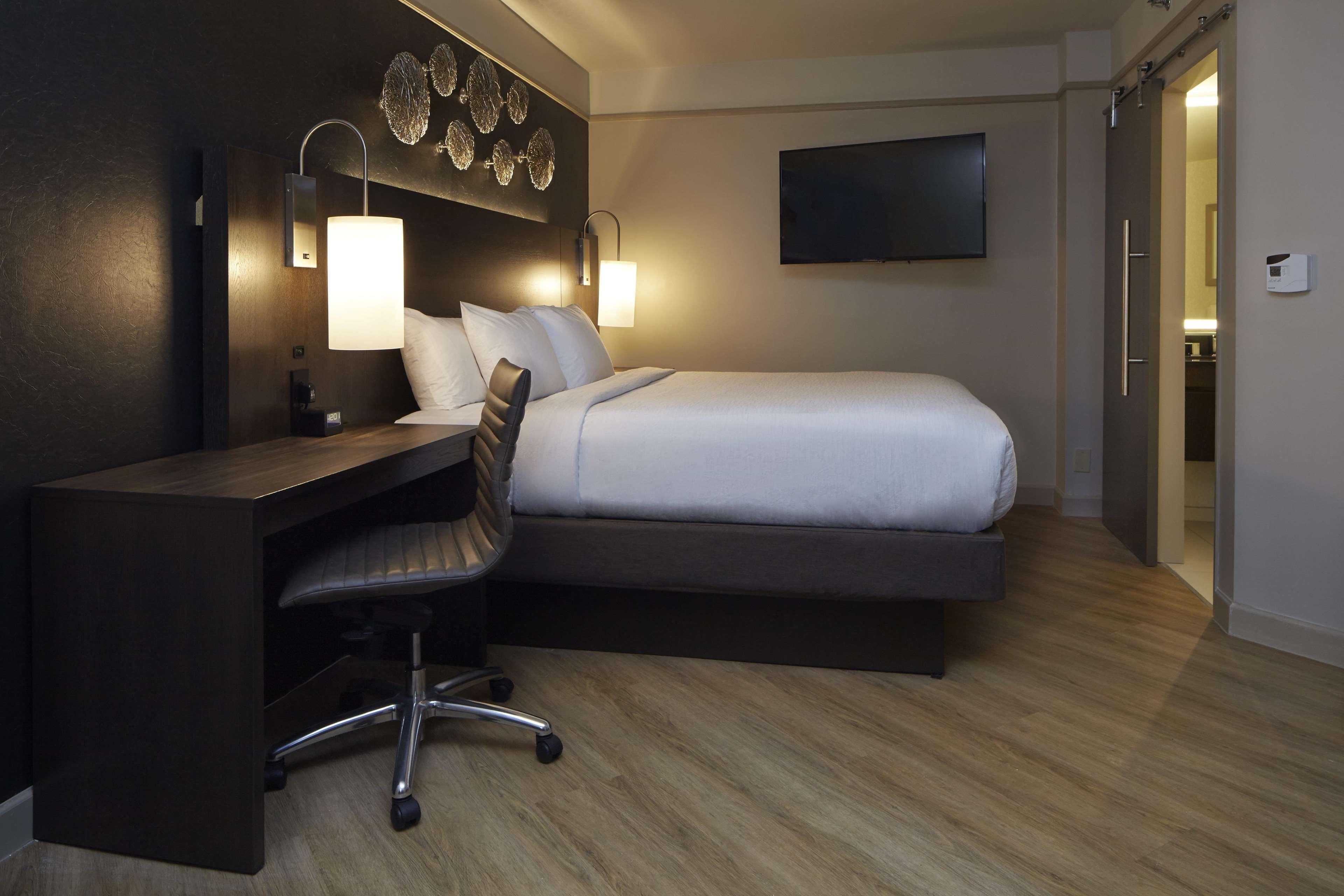 Suite Premium King Bed