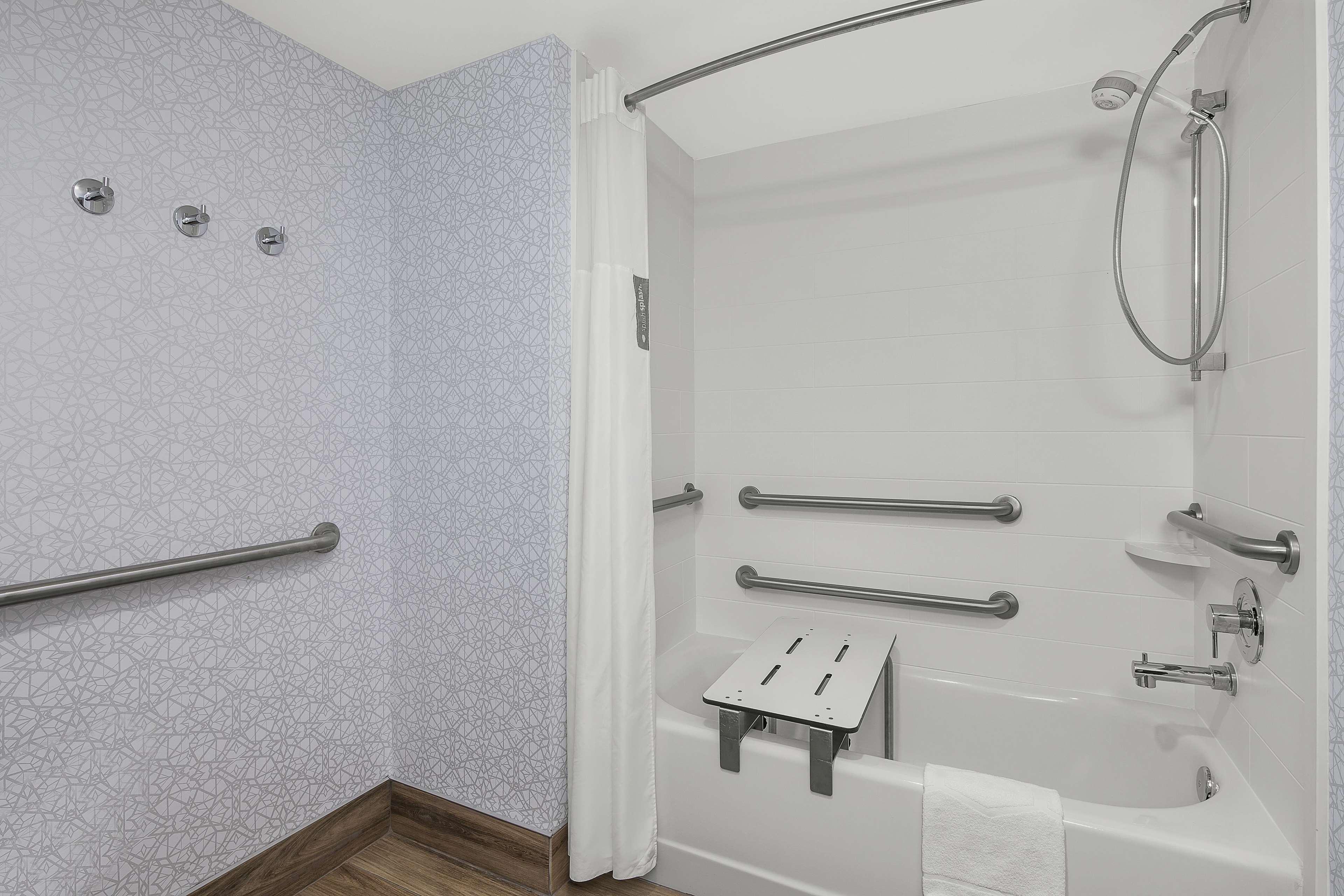 Studio King Size Bed