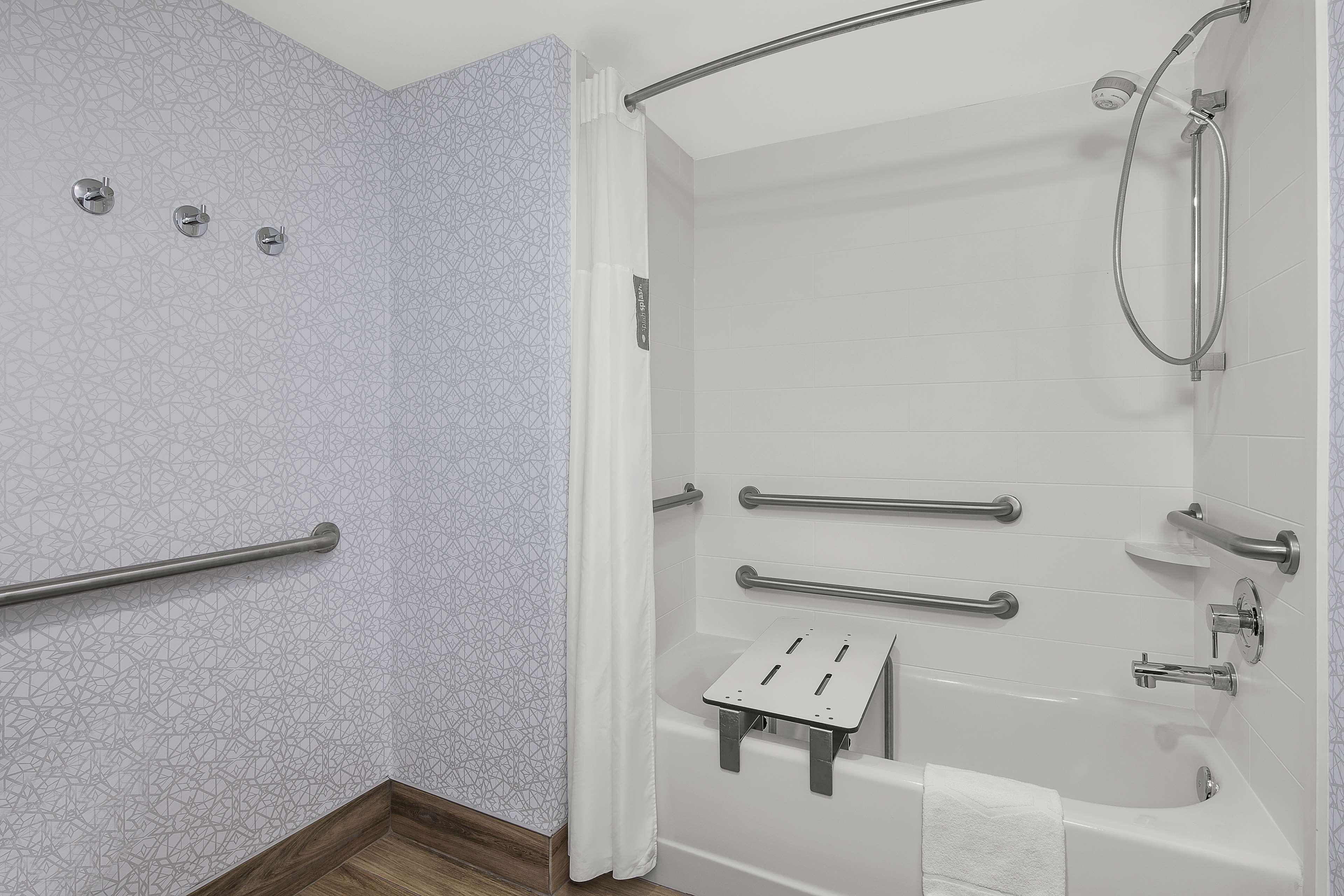 Studio King Size Bed