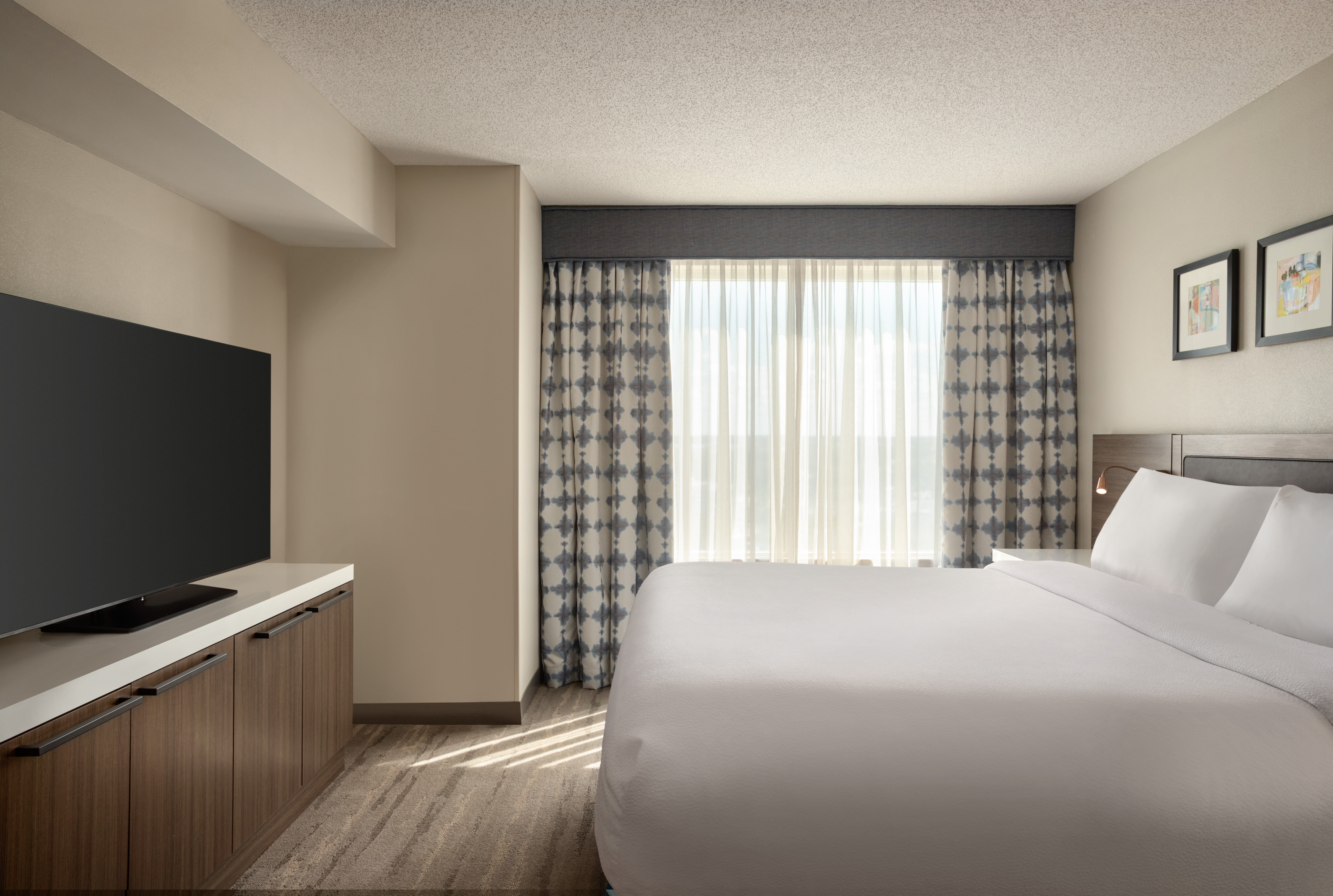 Junior Suite King Size Bed