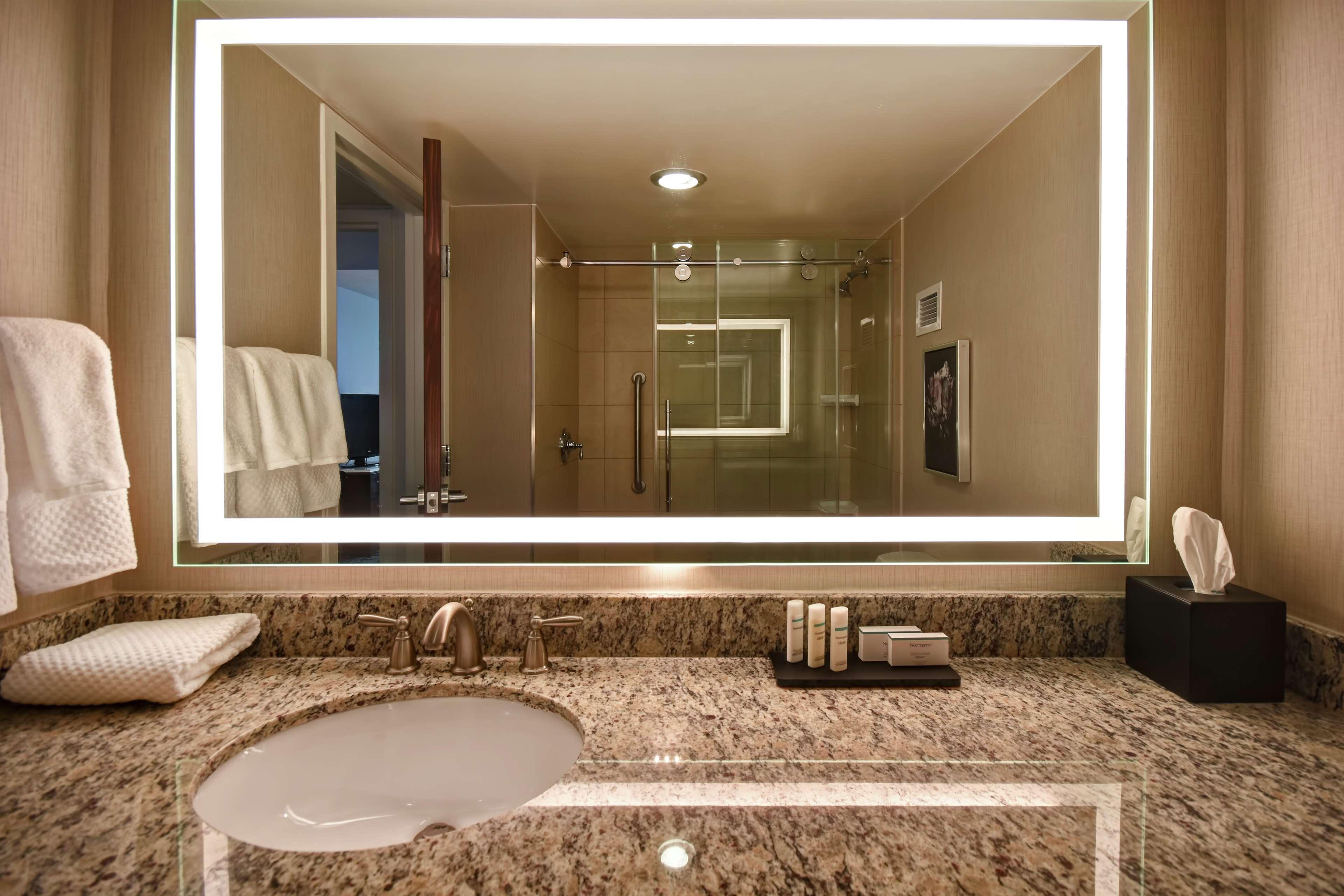 Suite Executive King Bed