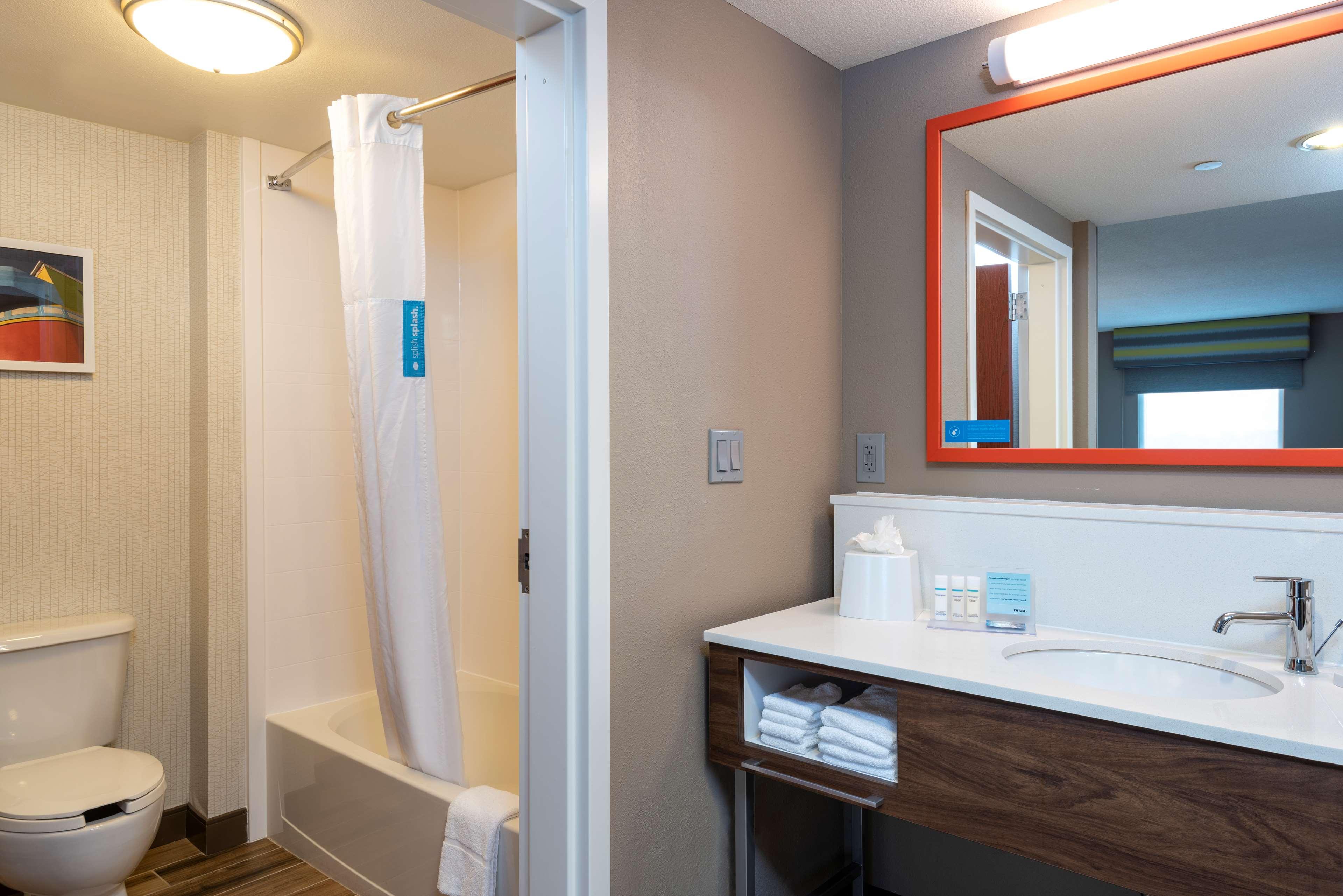 Studio Two Queen Beds