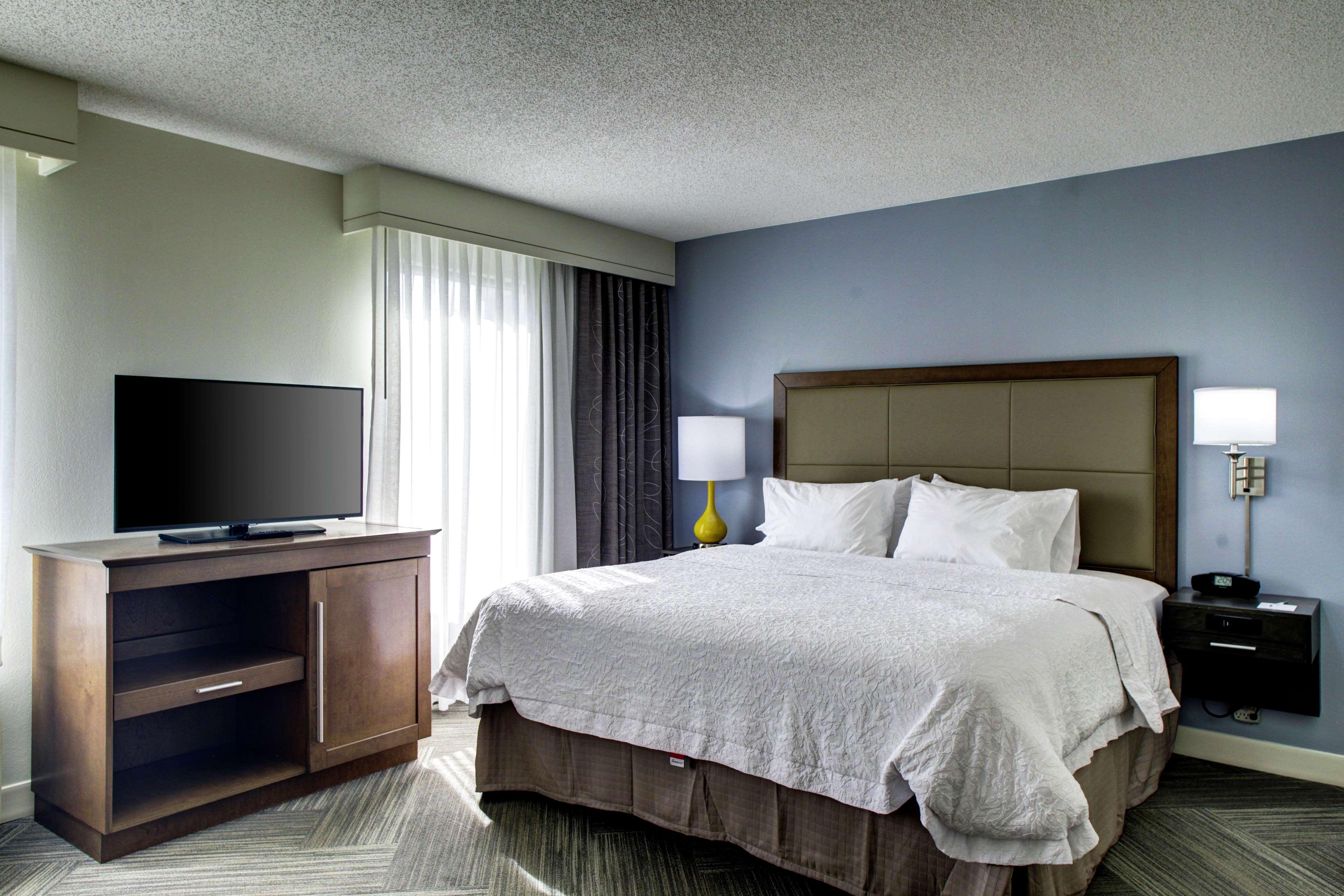 Studio King Size Bed