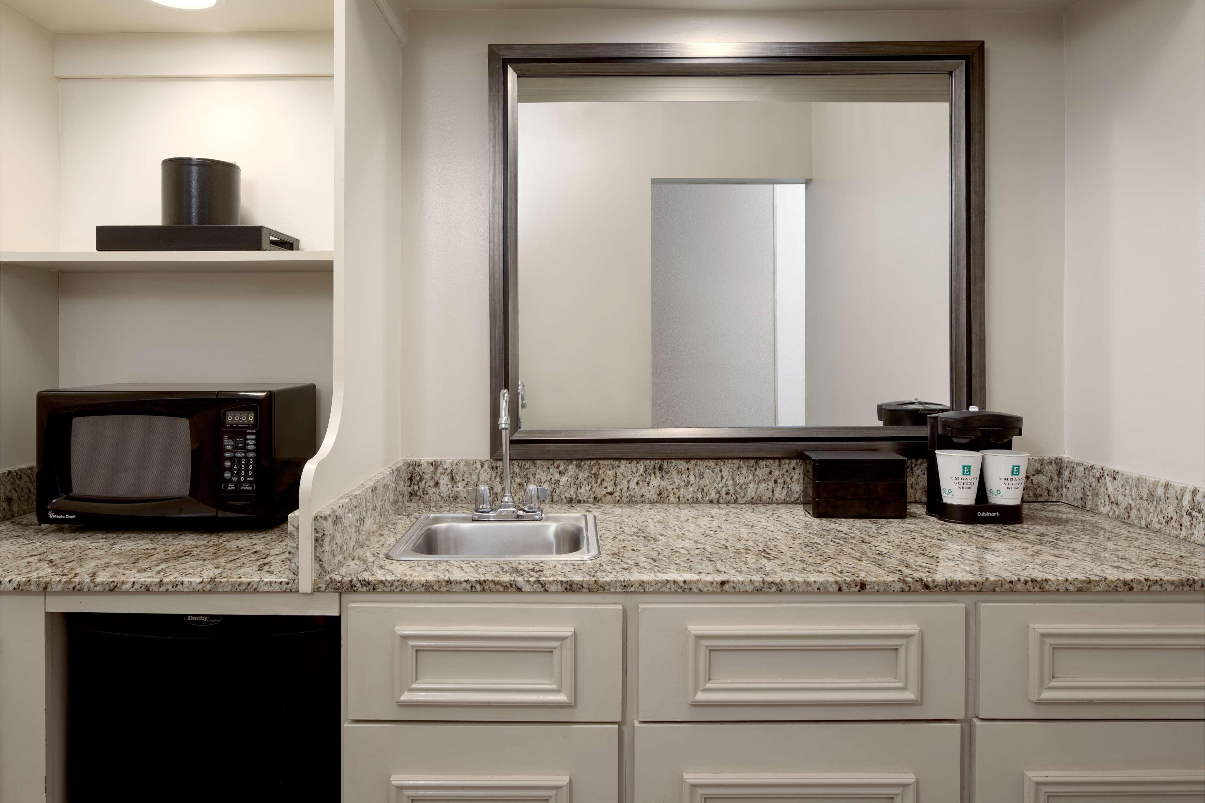 Suite Bay View King Bed