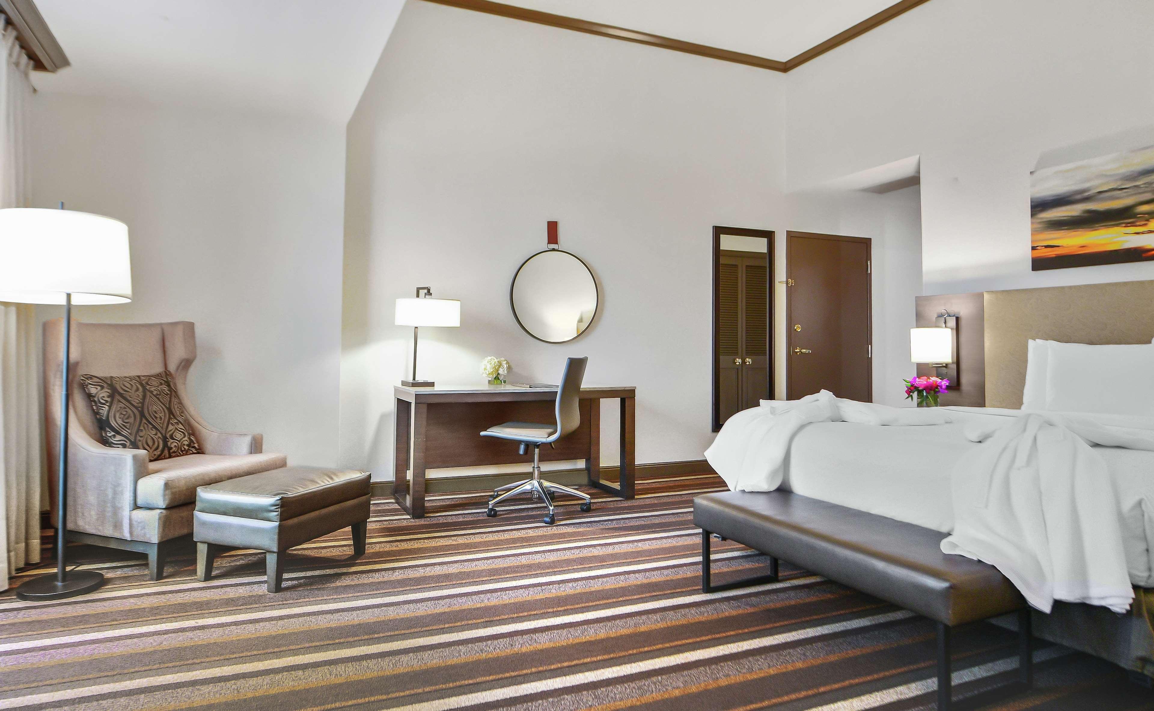 Junior Suite King Size Bed