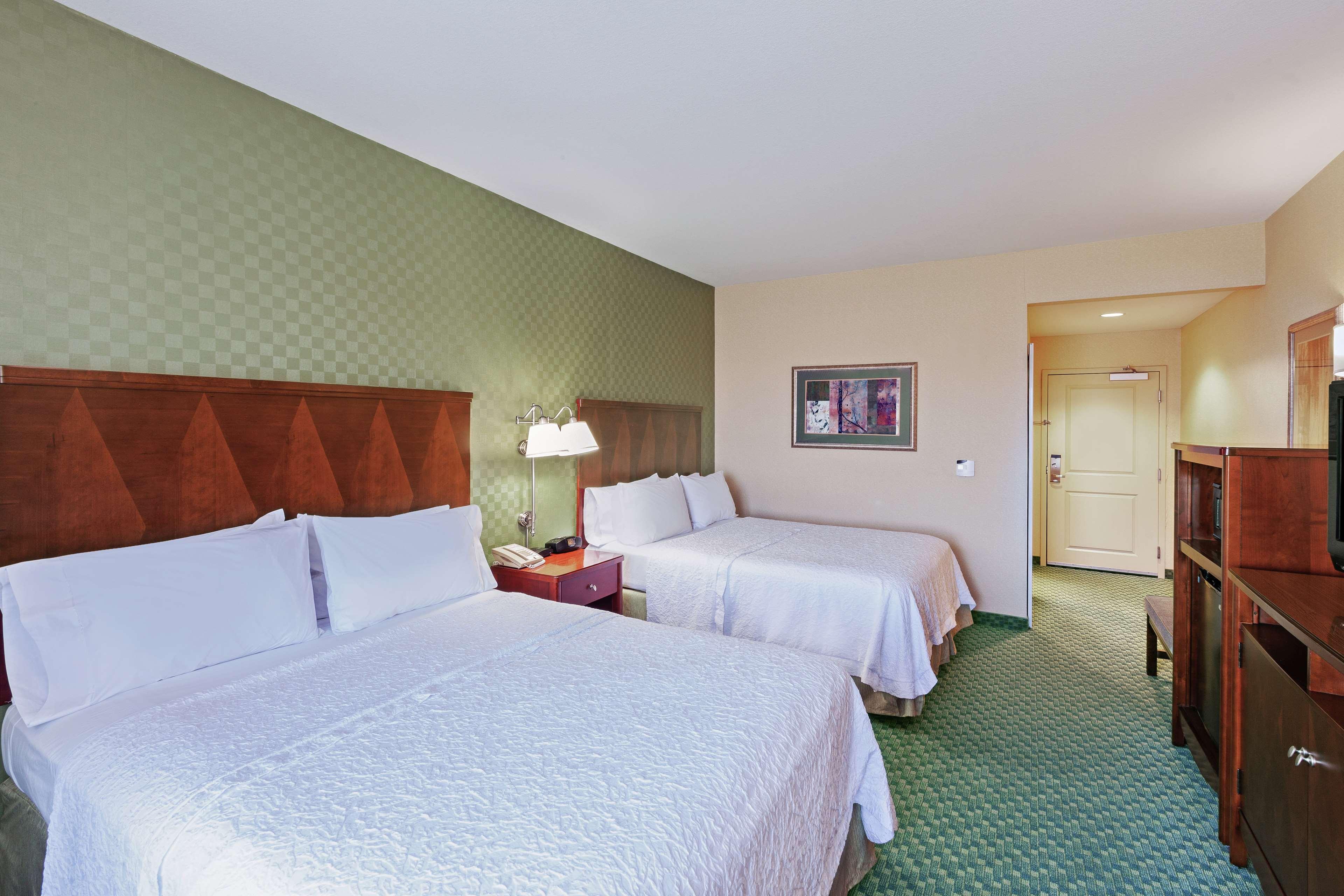 Double Two Queen Beds Non Smoking