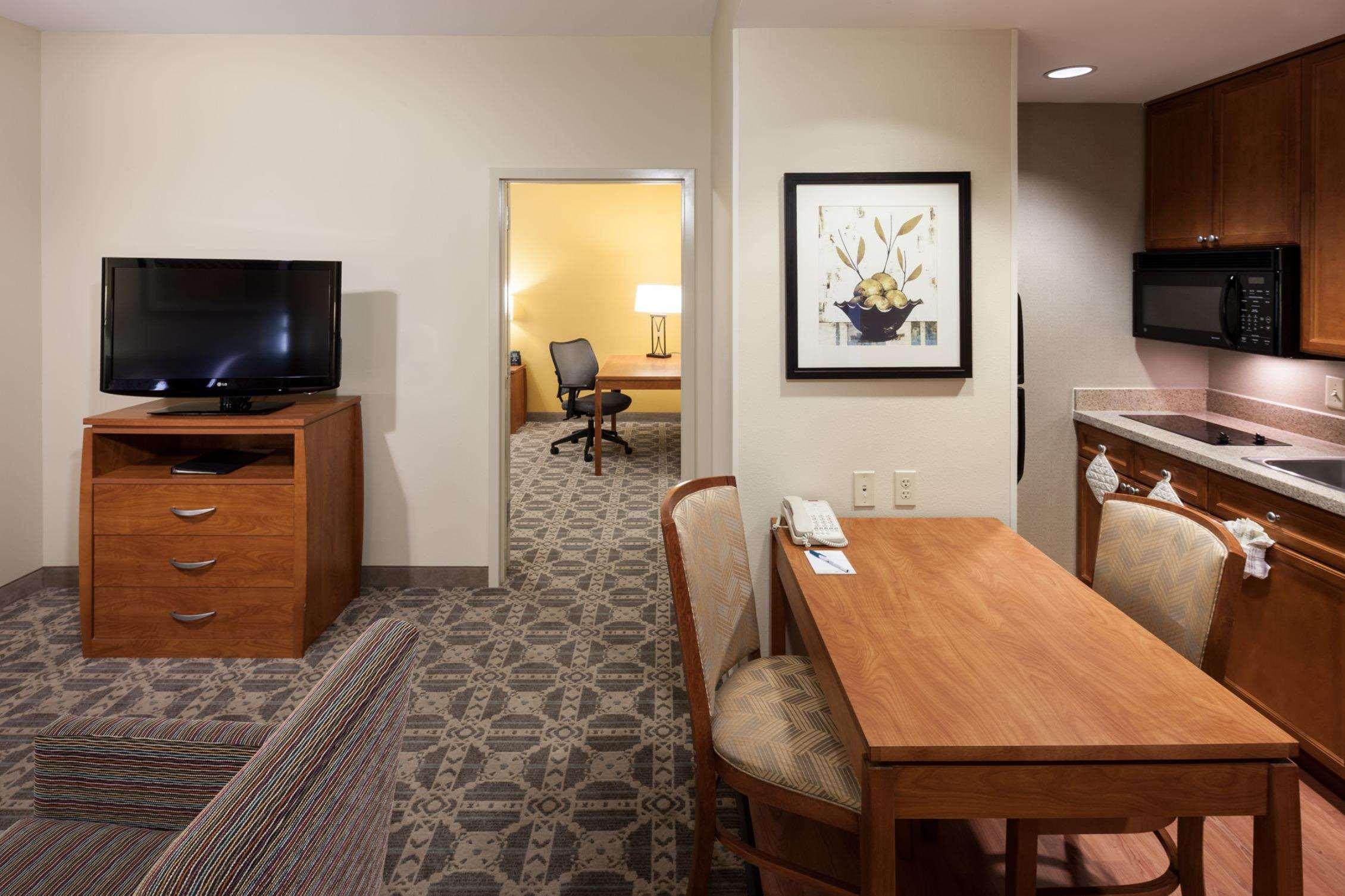 Suite Two Bedrooms Two Bathrooms