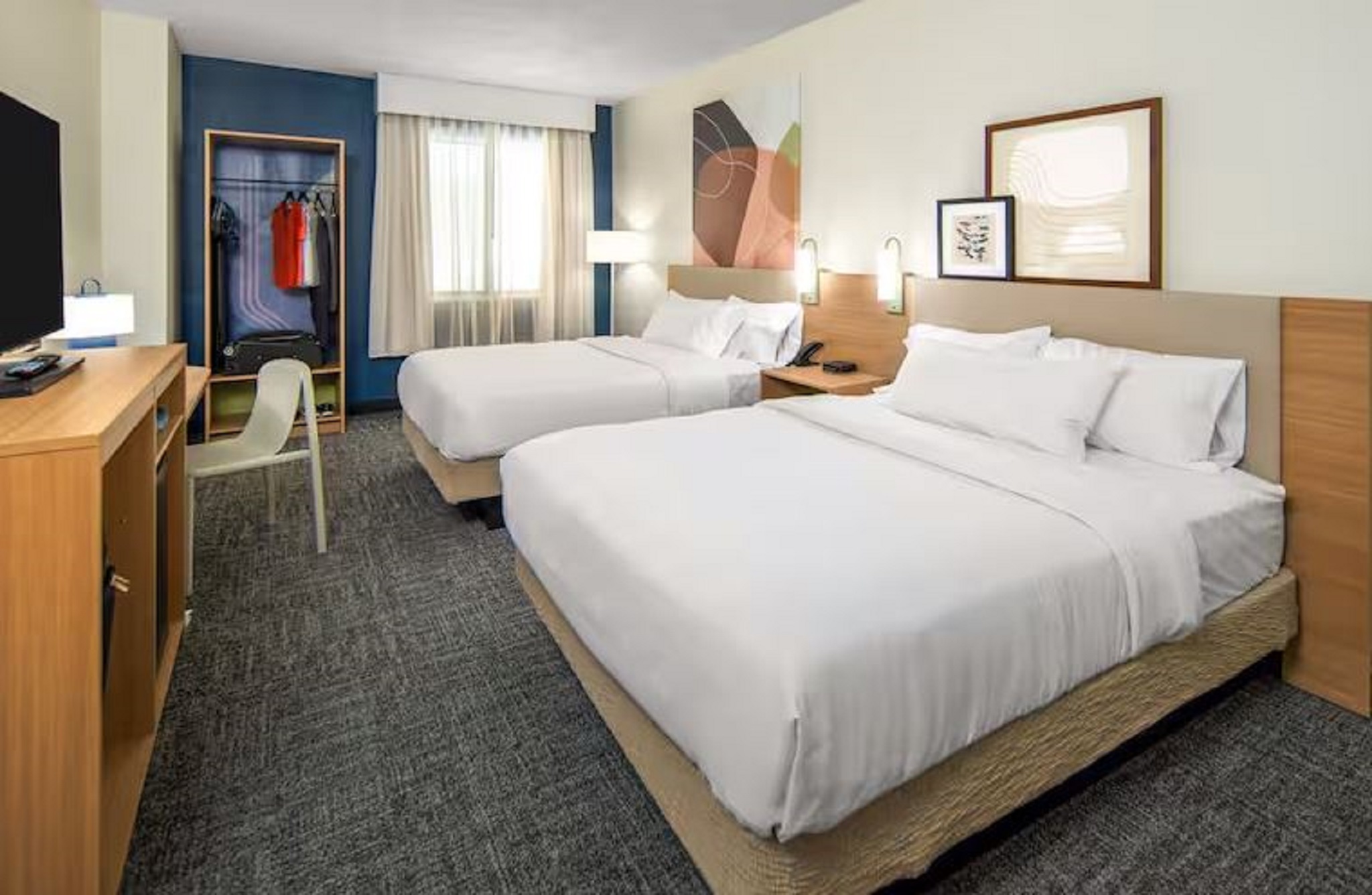 Double or Twin Two Queen Beds