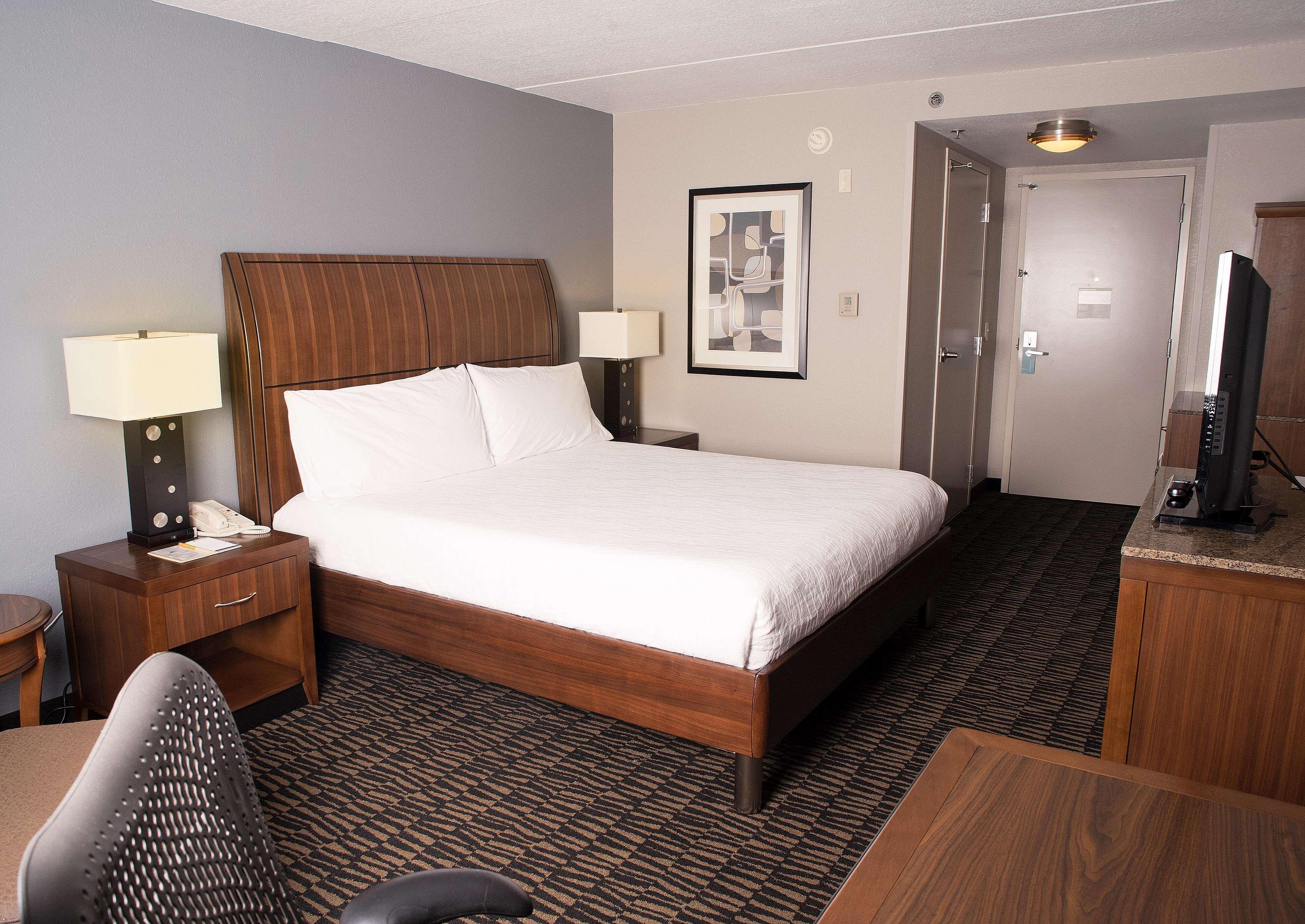 Double Deluxe King Bed