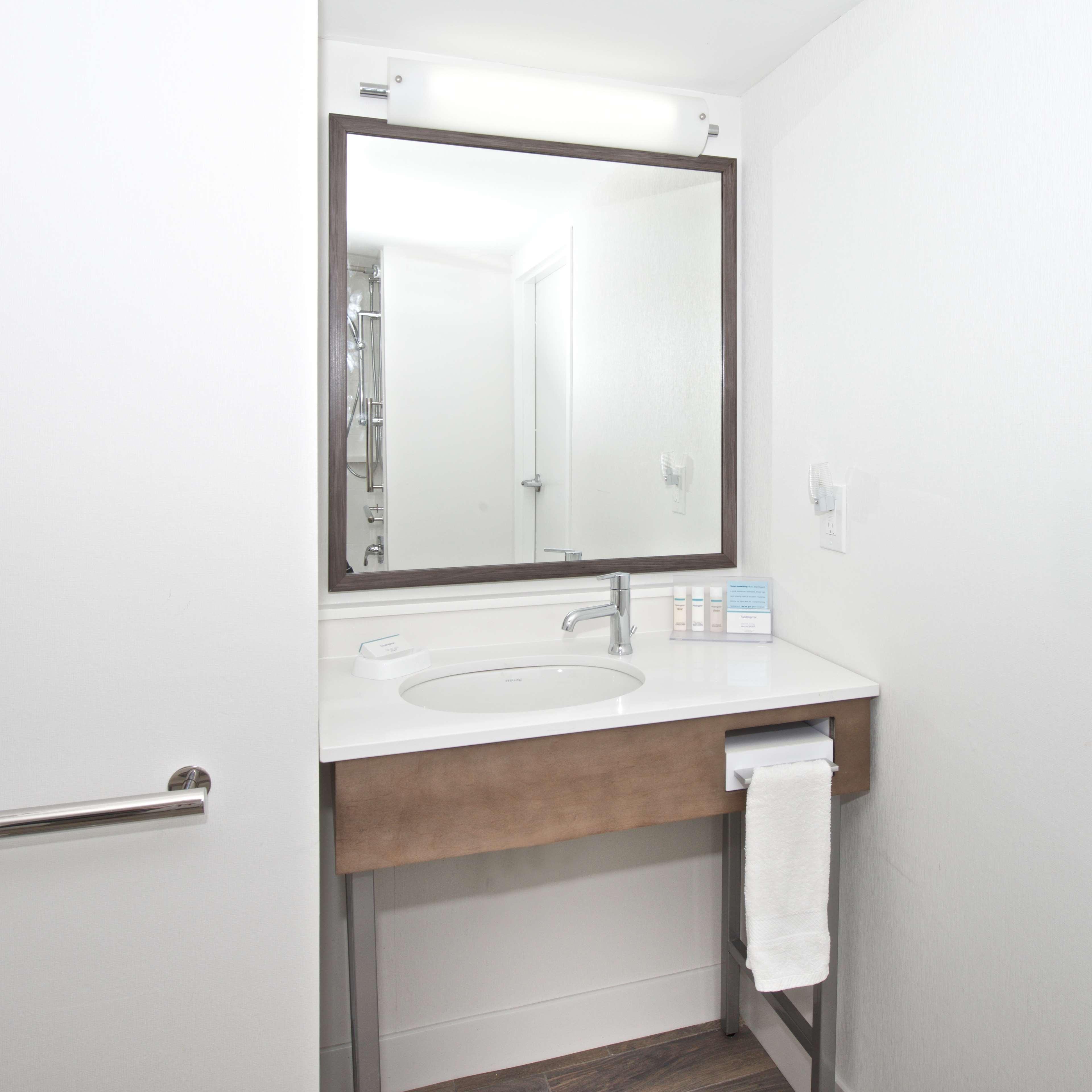 Double Queen Size Bed