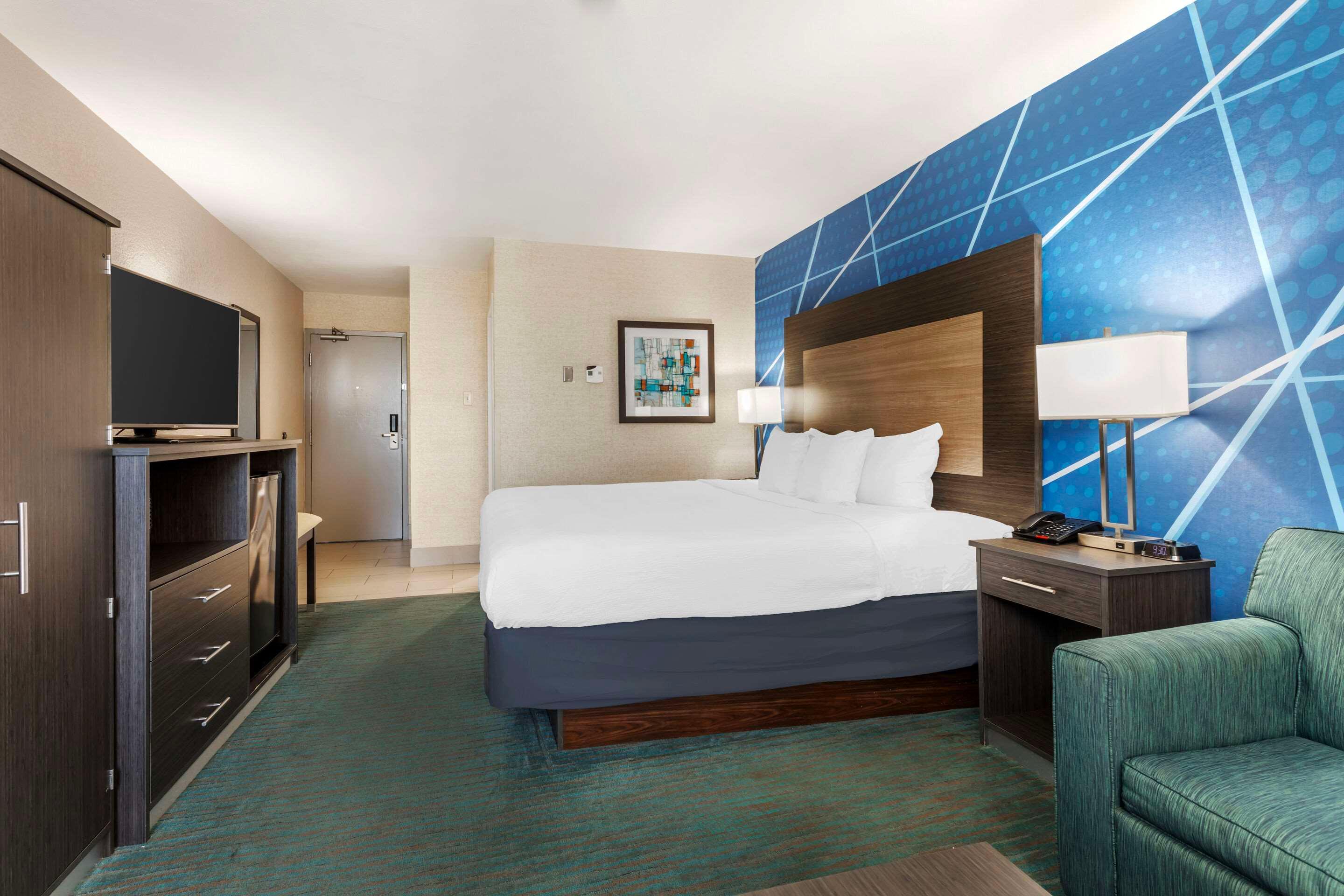 Double King Size Bed