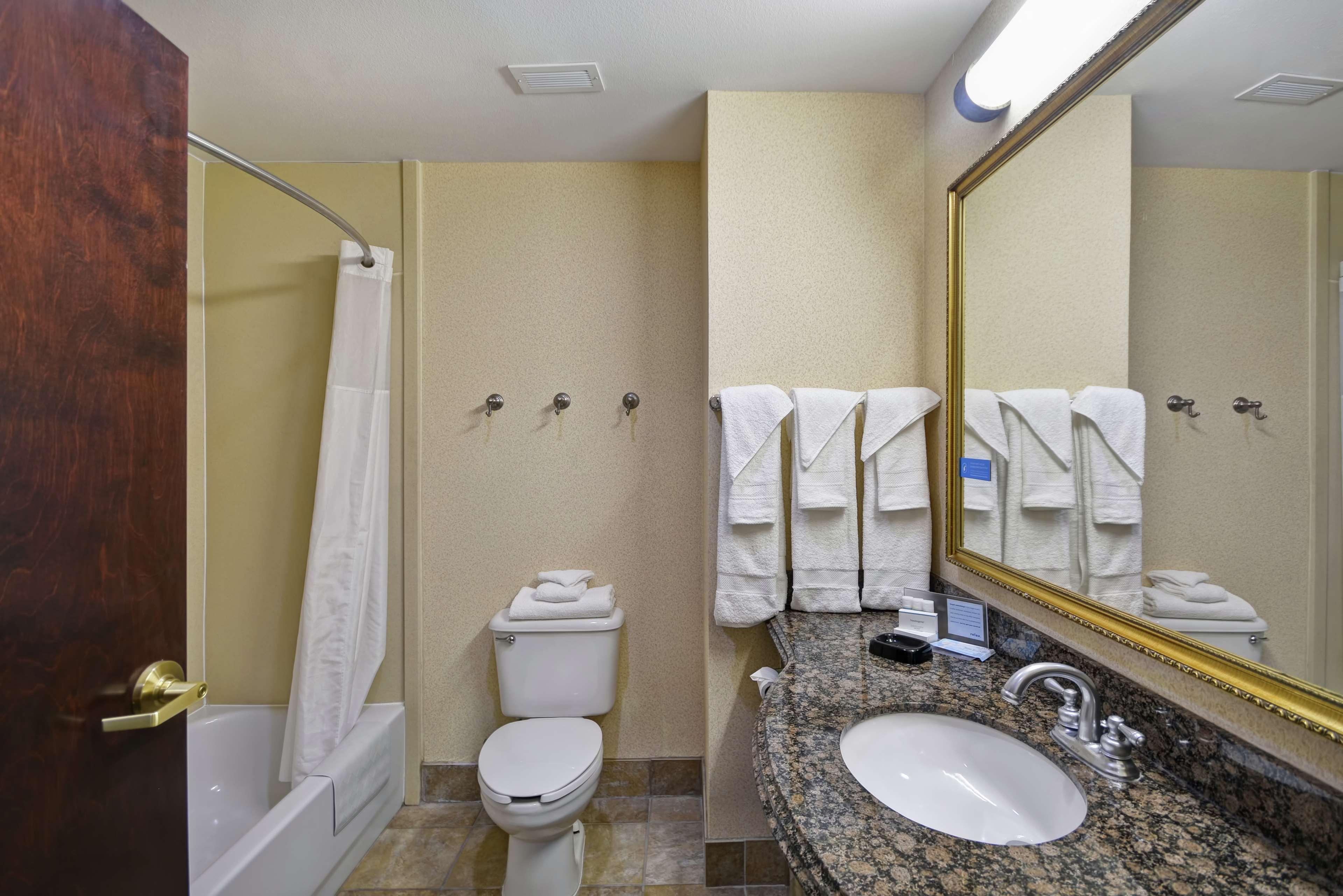 Double Two Queen Beds Non Smoking