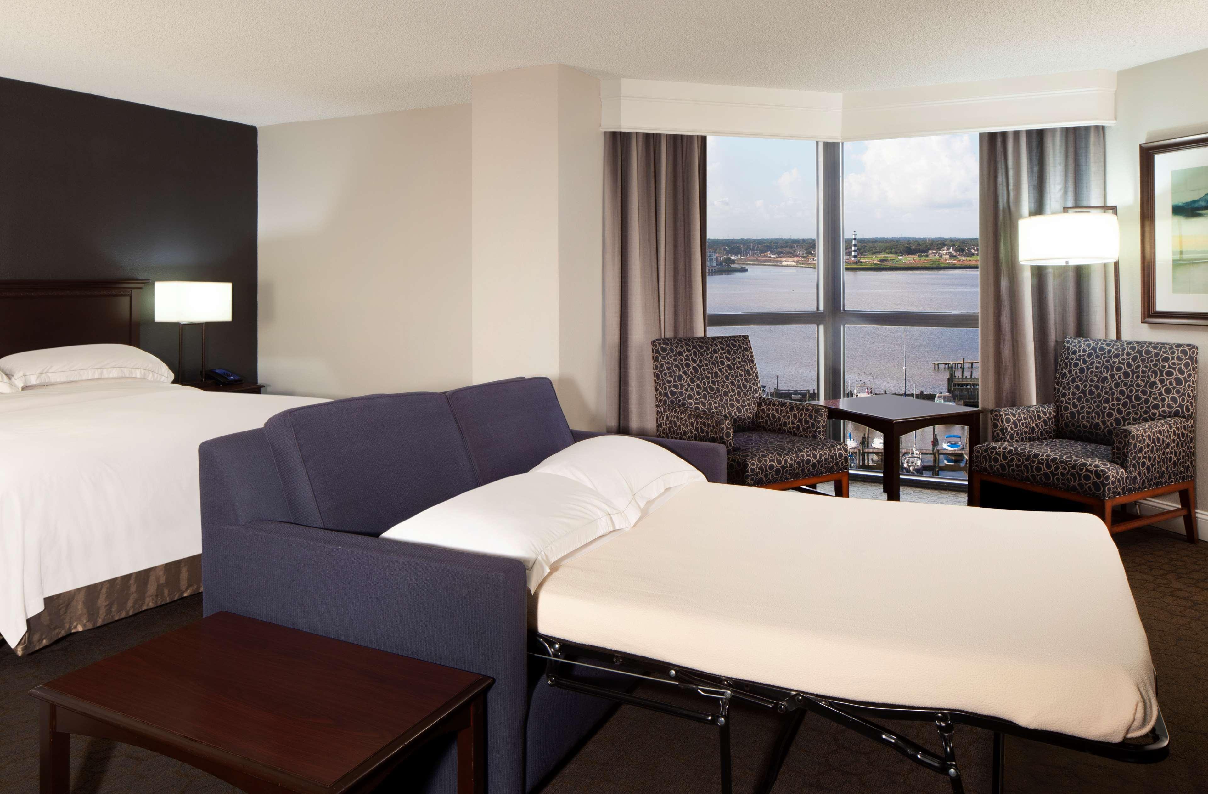 Double Pool View King Bed