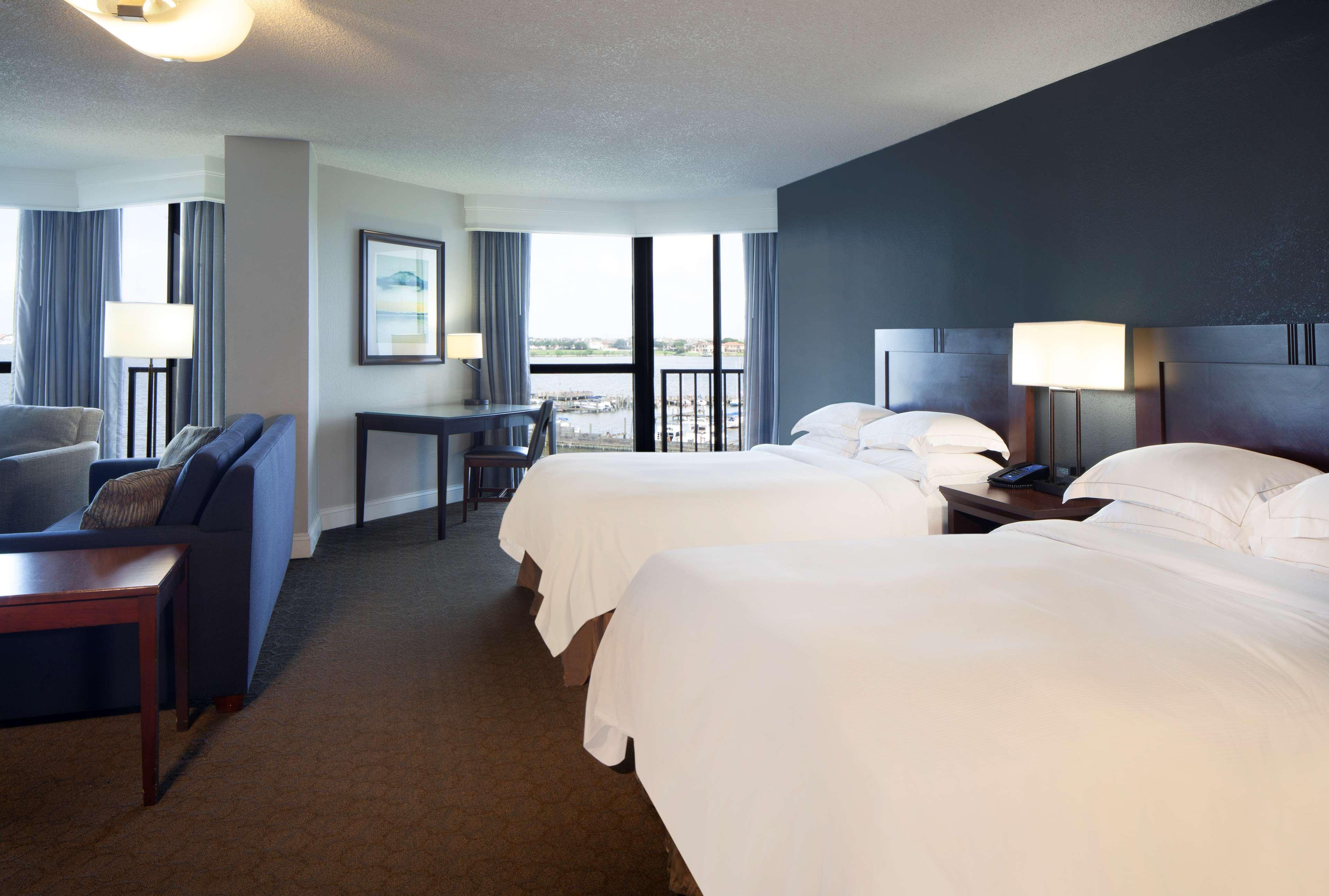 Junior Suite Marina View