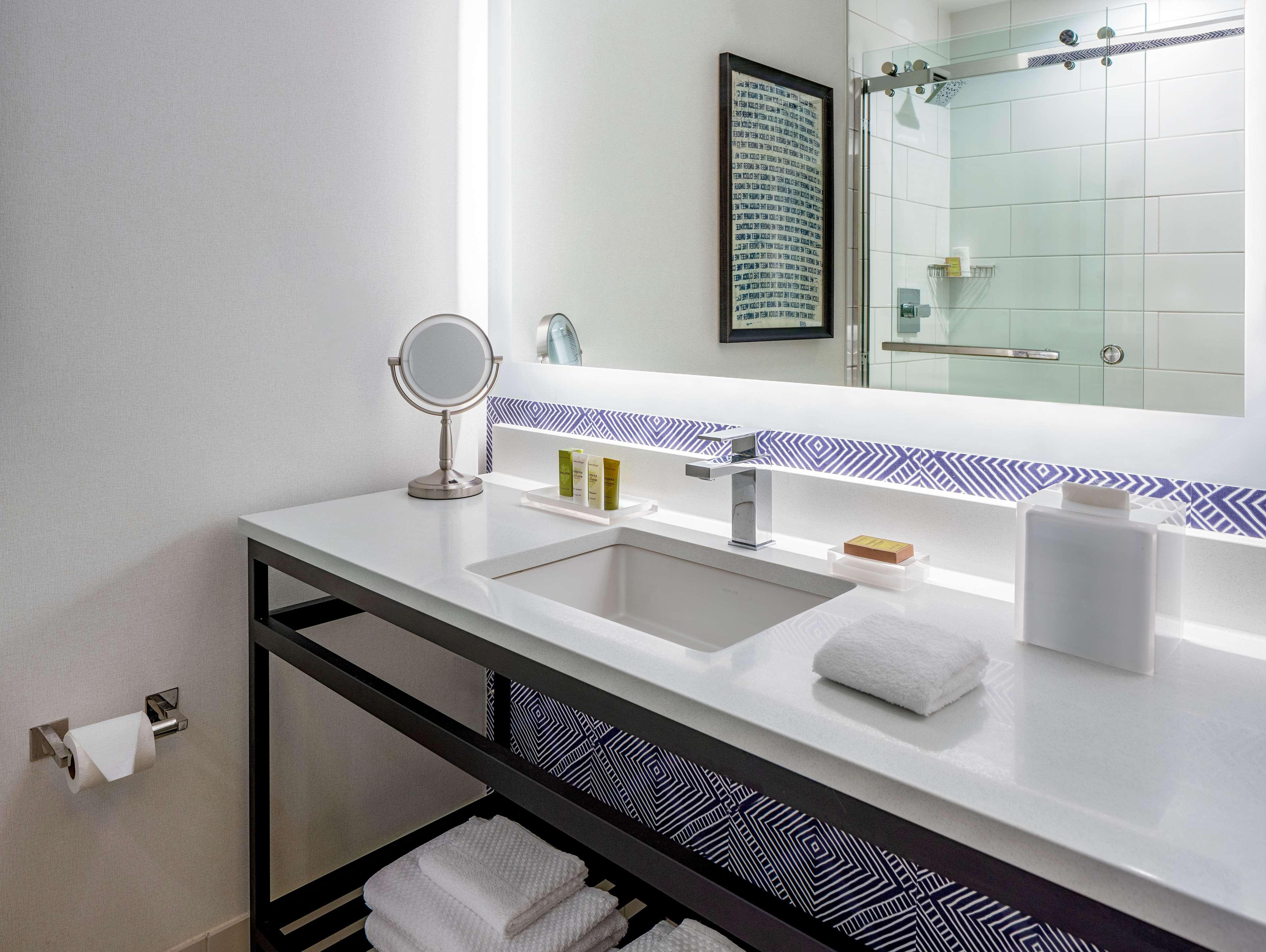 Room Executive Two Queen Beds