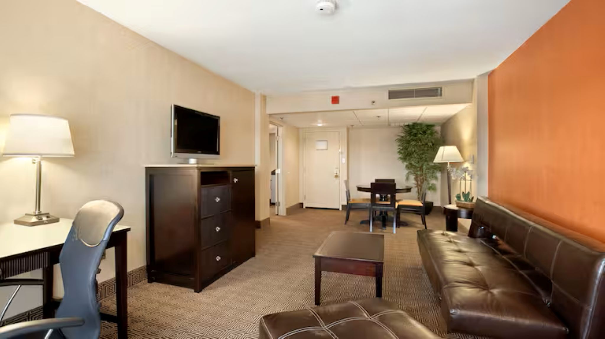 Double Two Queen Beds Non Smoking