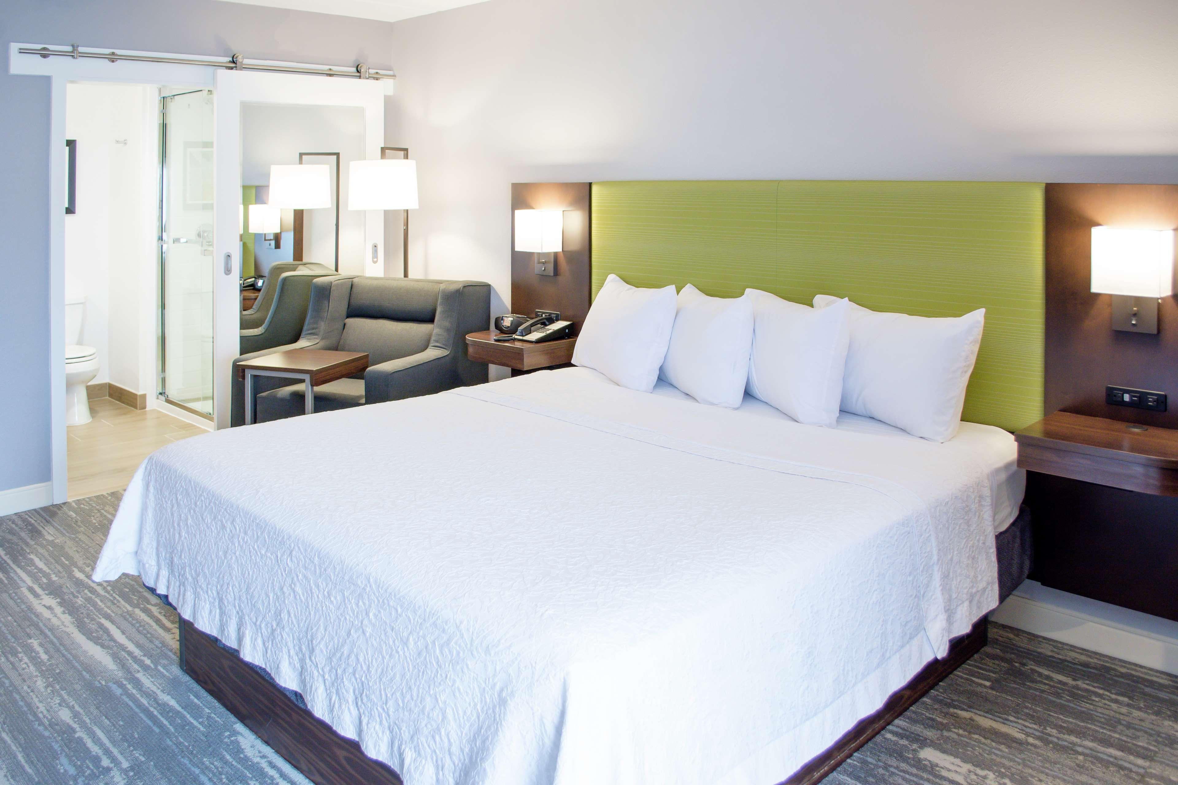 Double King Bed Non Smoking