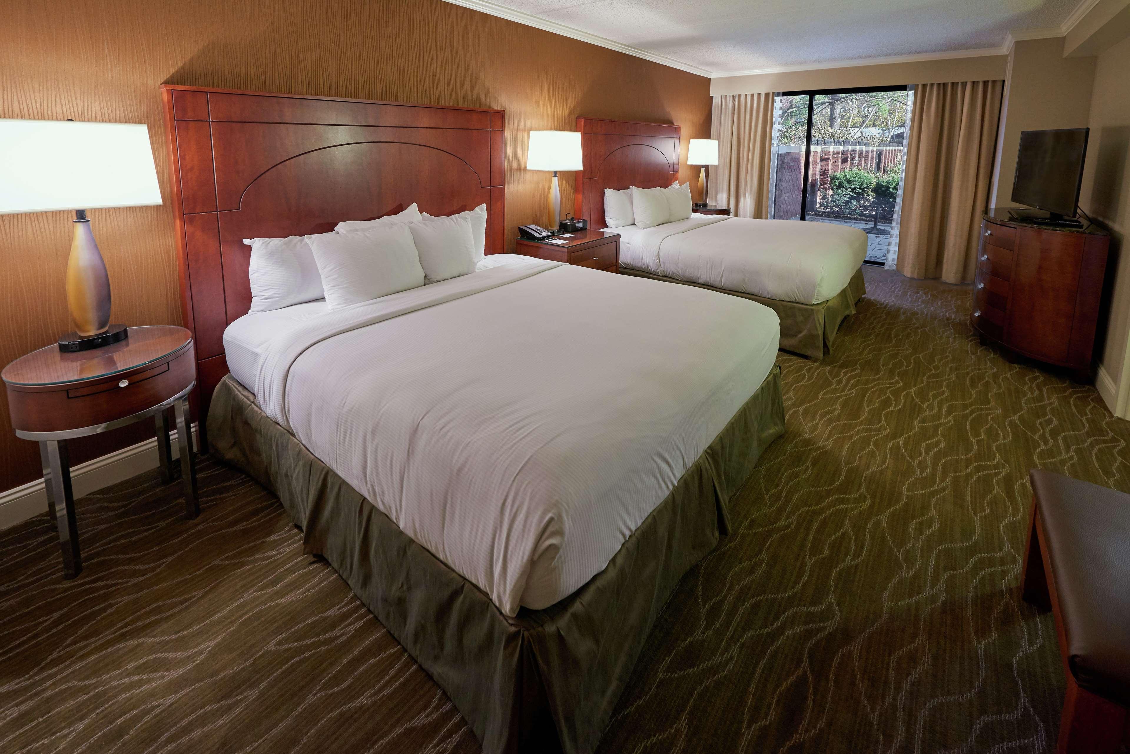 Suite Two Queen Beds