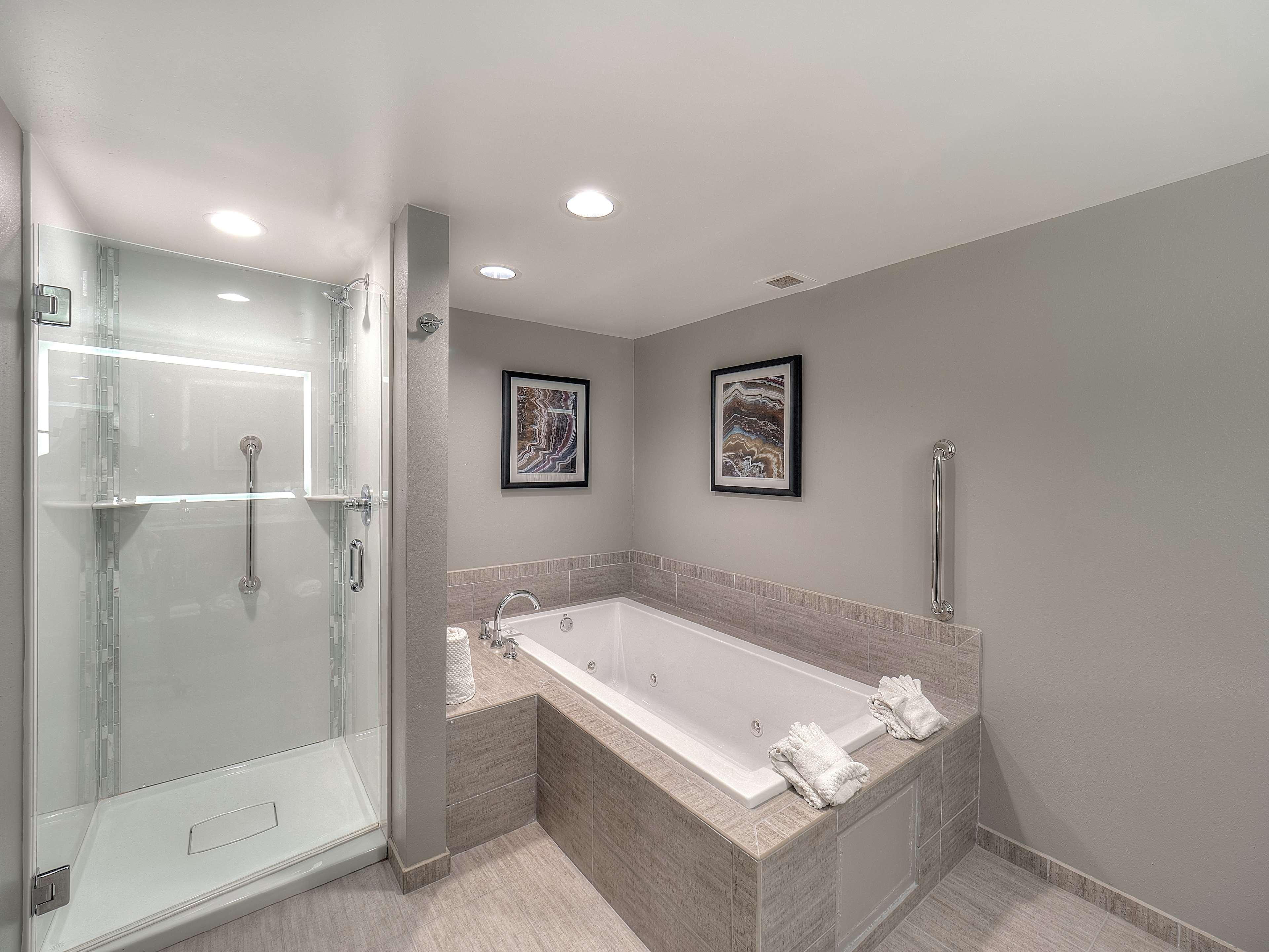 Junior Suite King Size Bed