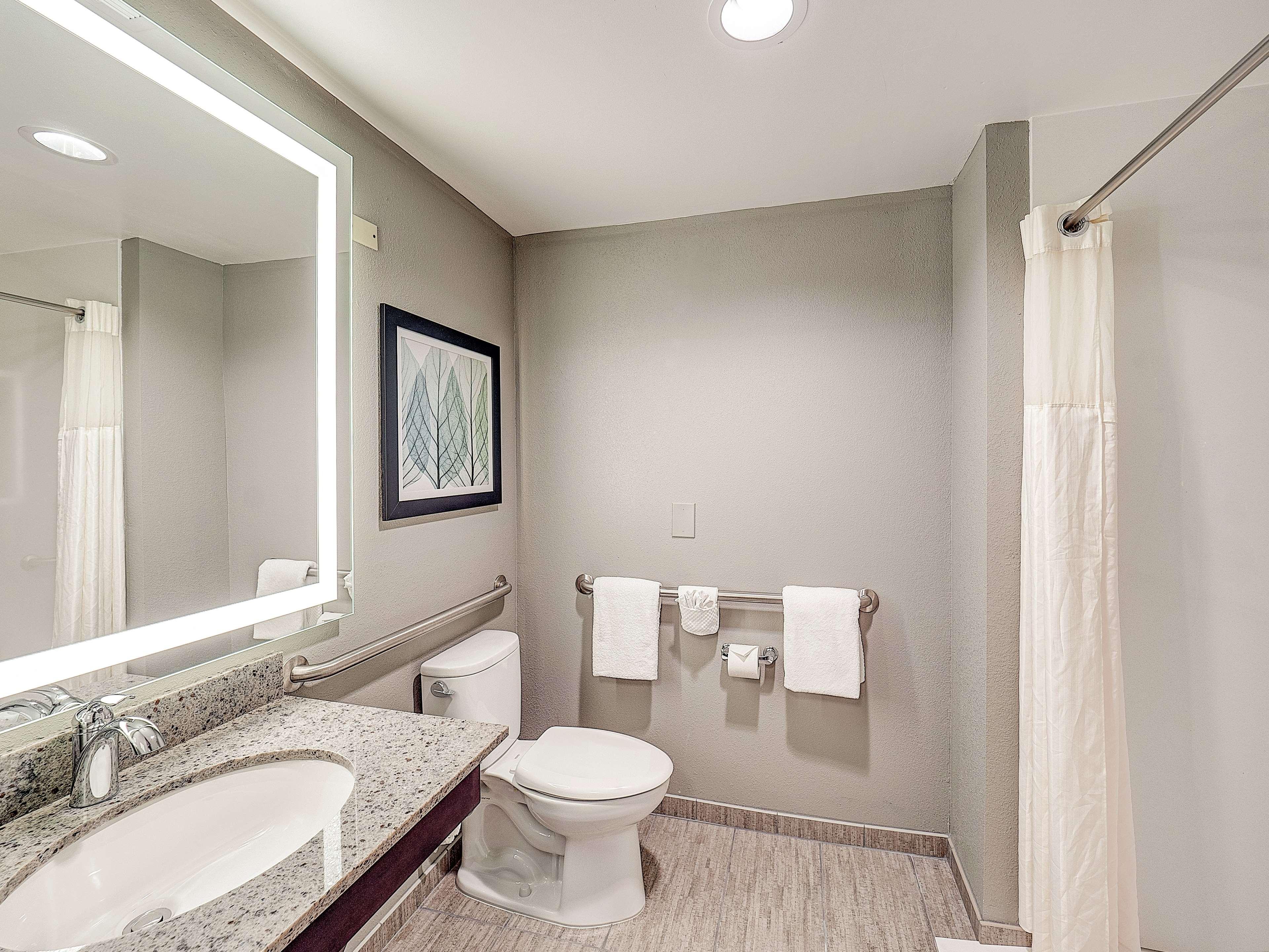 Double Accessible King Size Bed