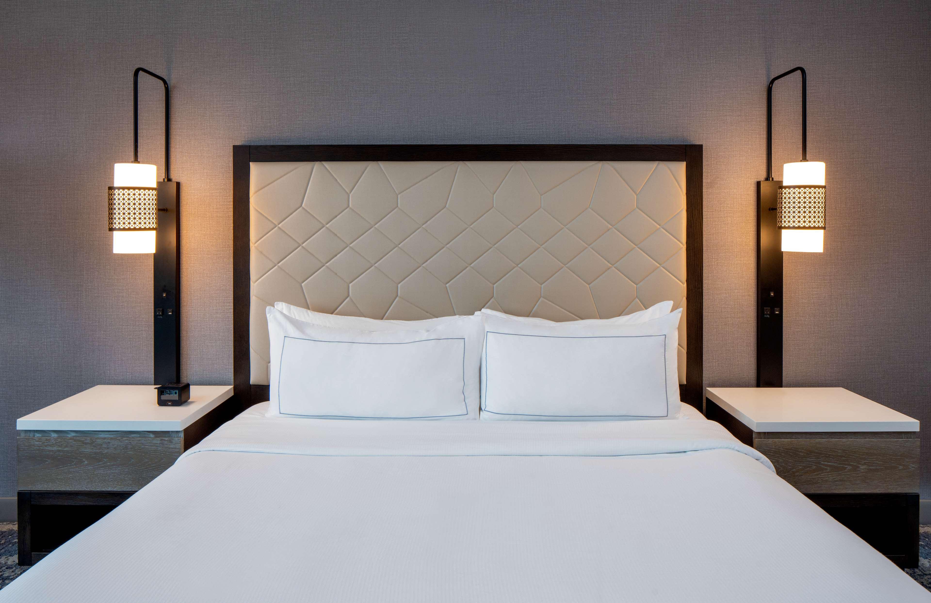 Room Accessible King Size Bed