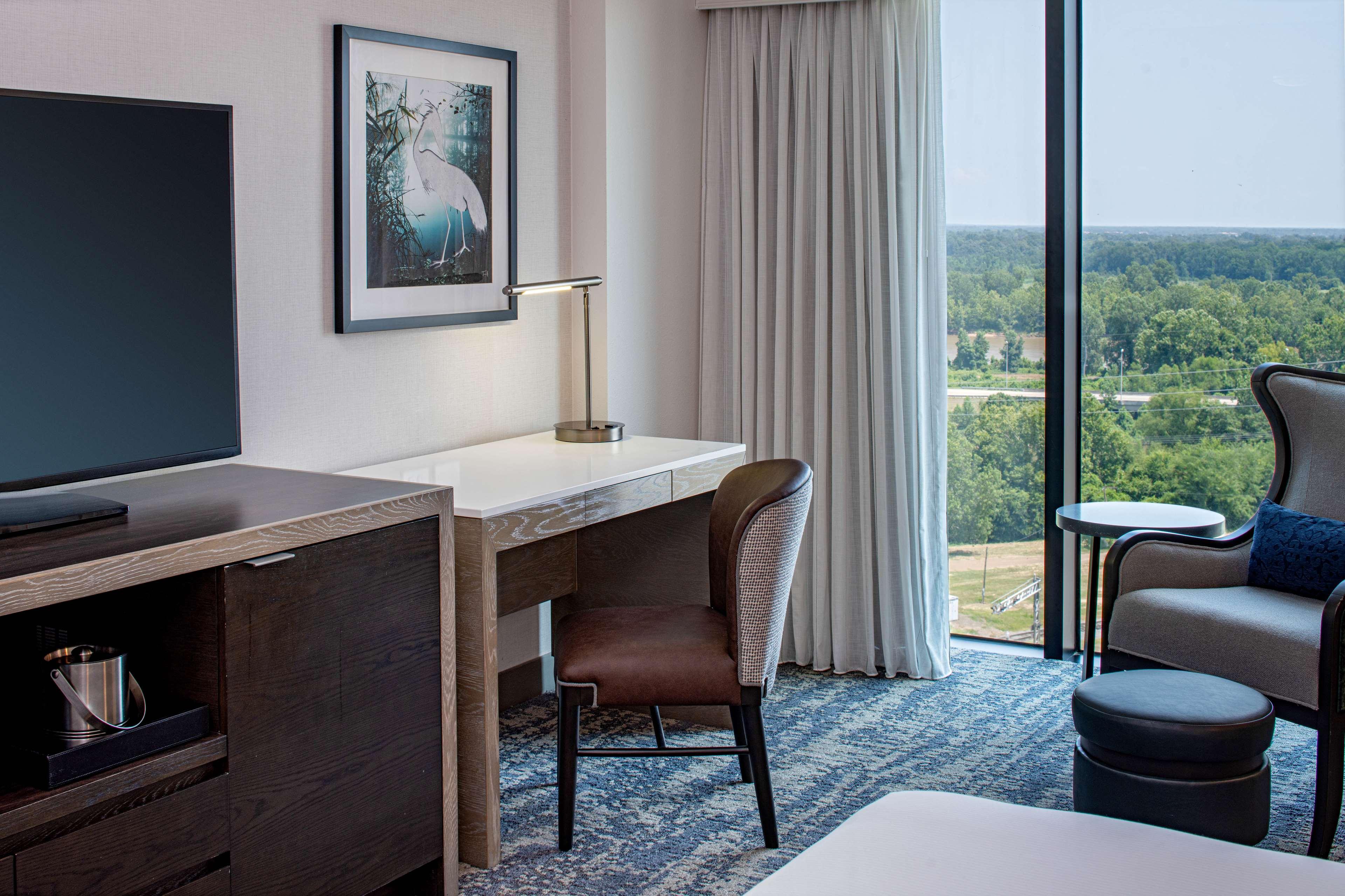 Double Accessible King Size Bed