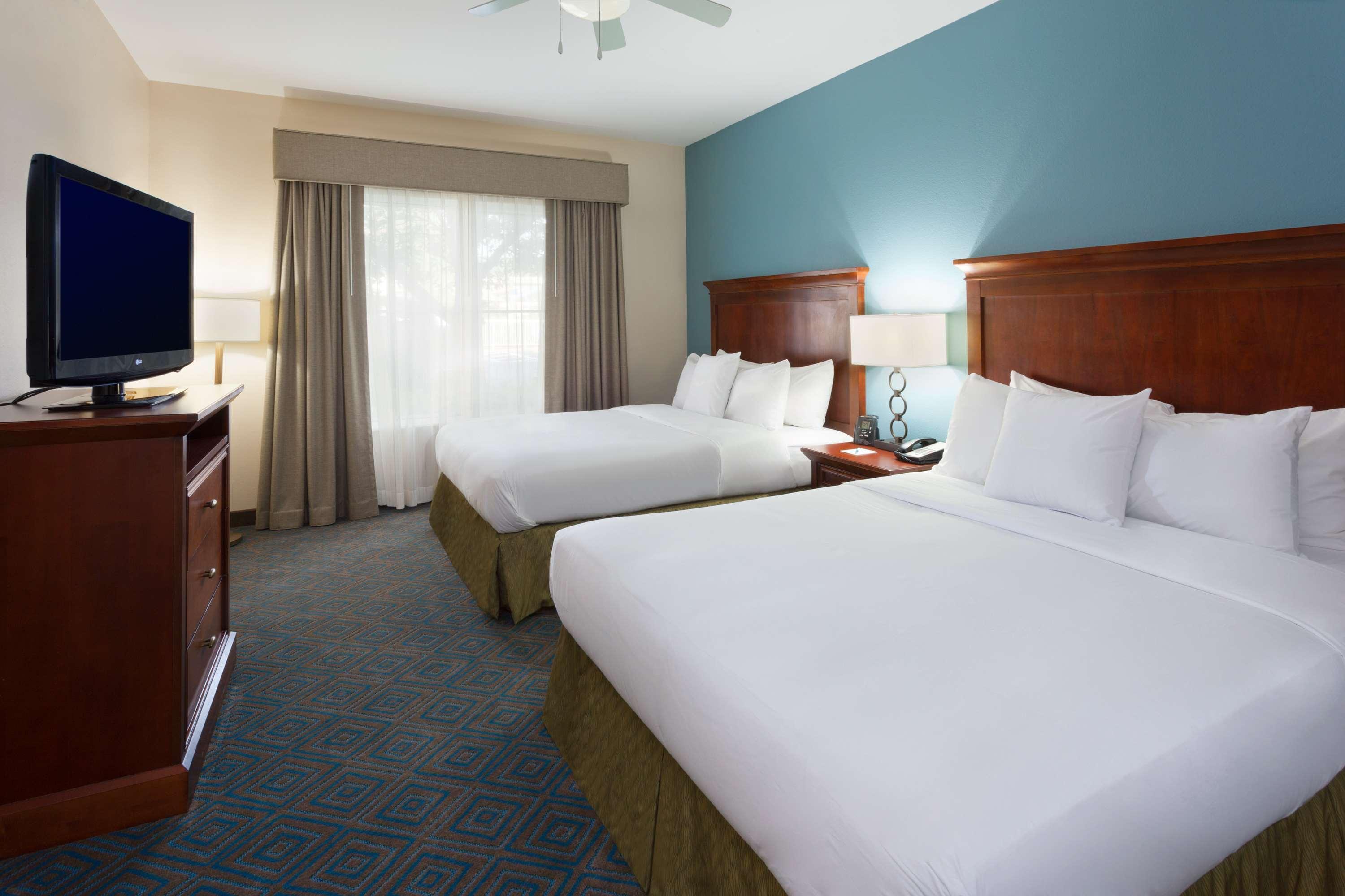 Suite Two Queen Beds