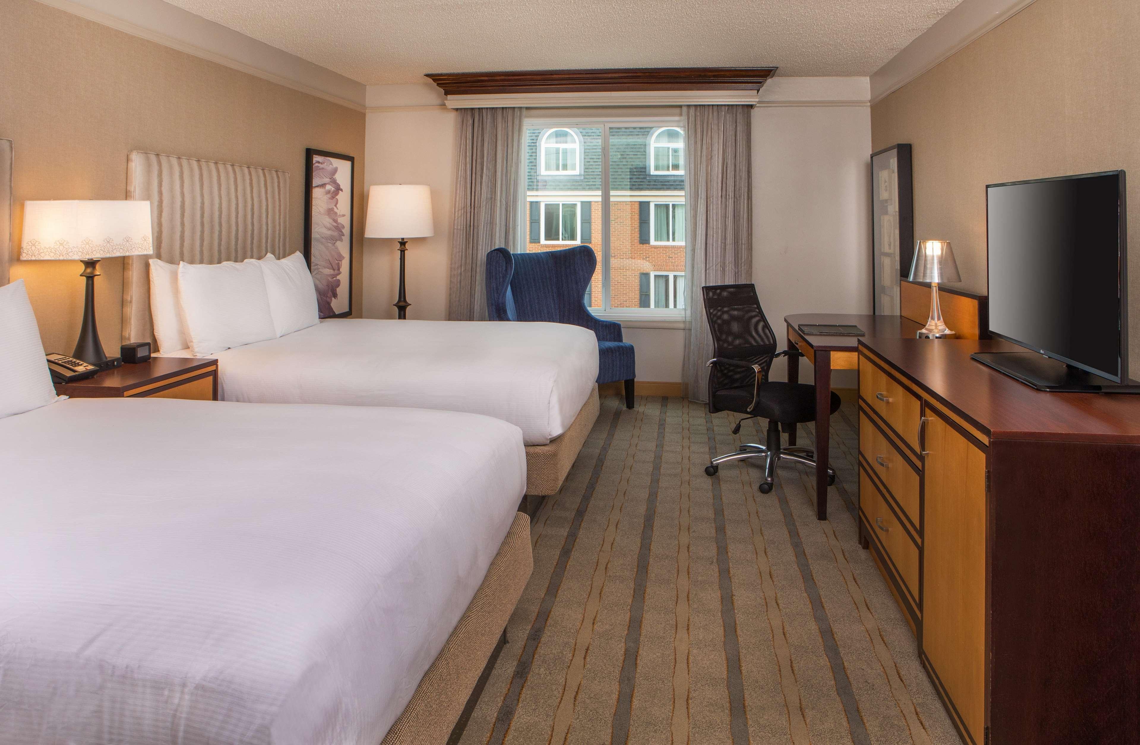 Double Deluxe Two Queen Beds