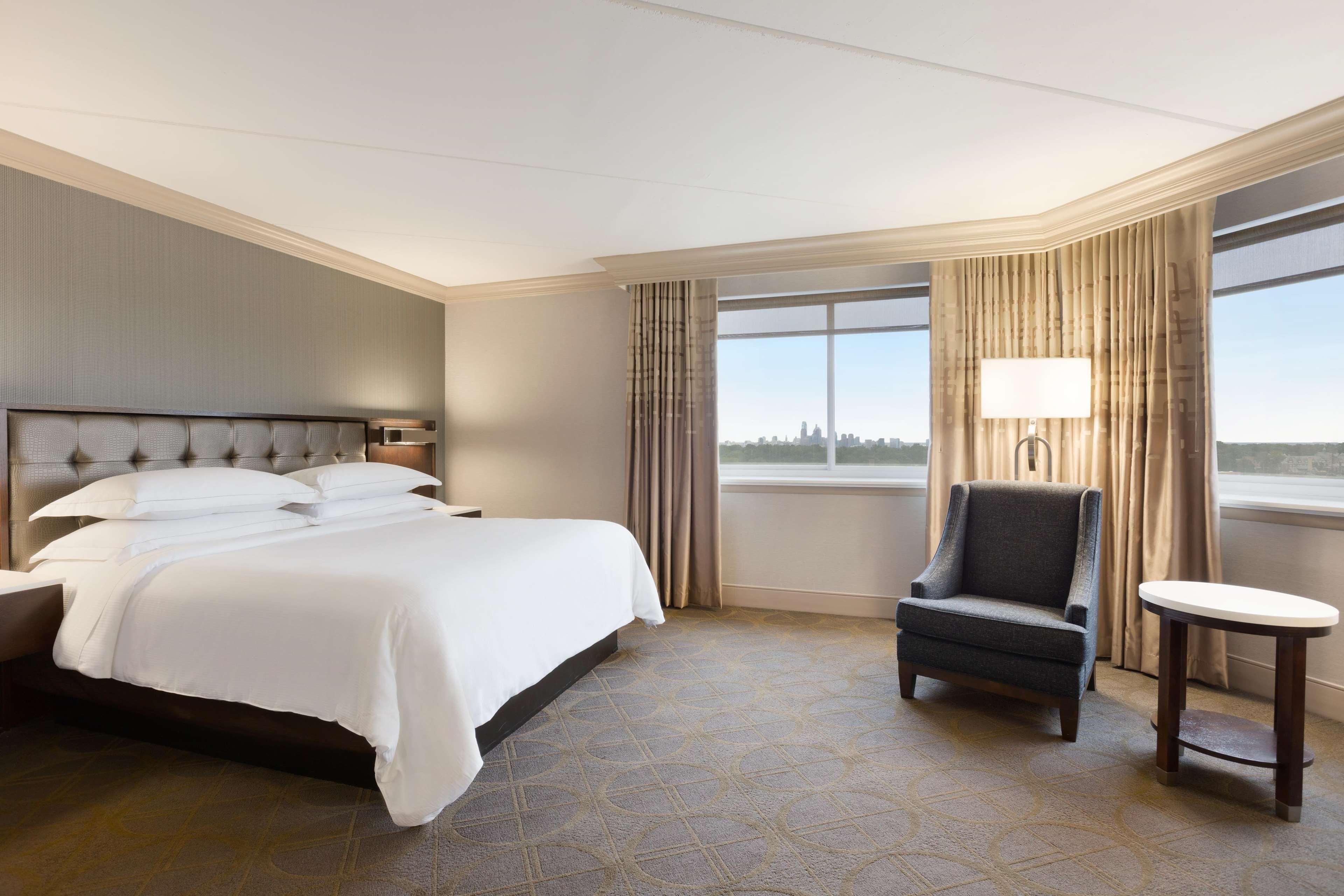 Double Superior King Bed