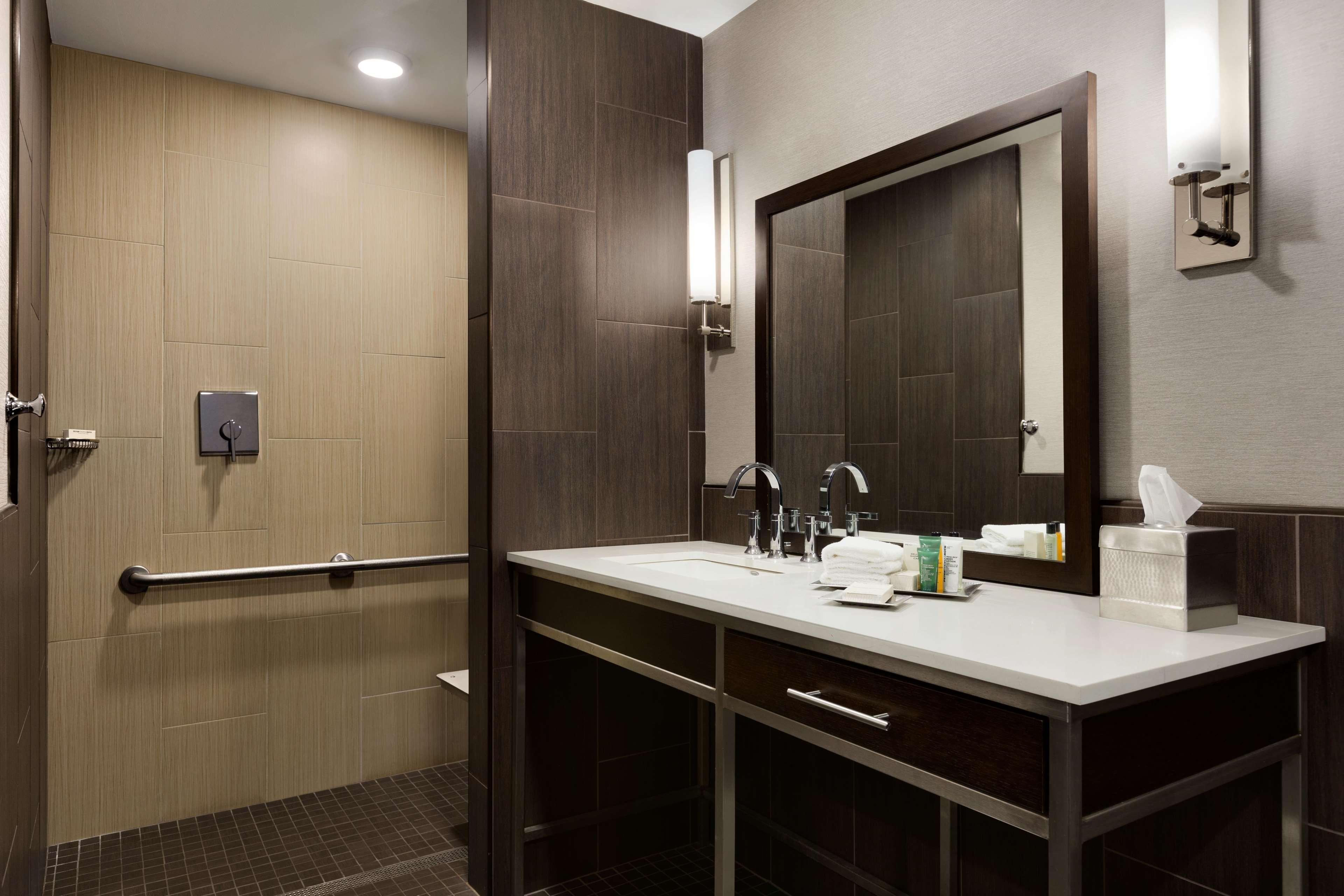 Room Deluxe Two Double Beds