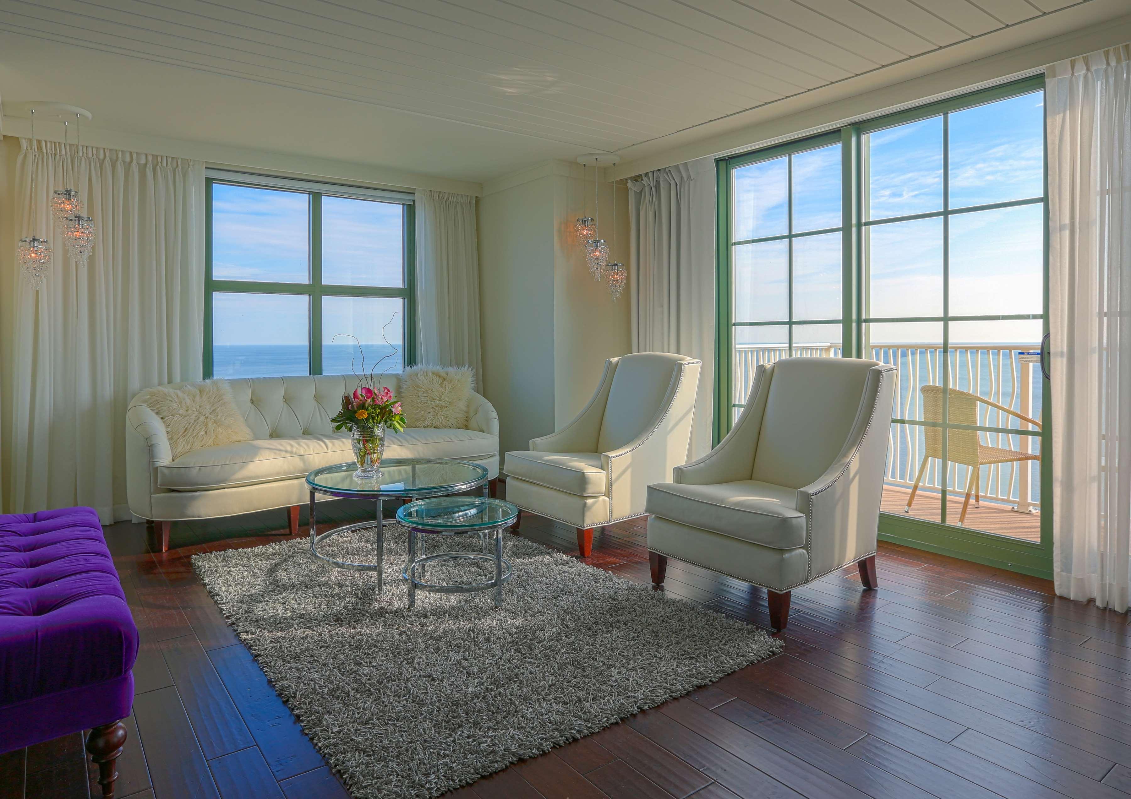 Suite King Bed One Bedroom 