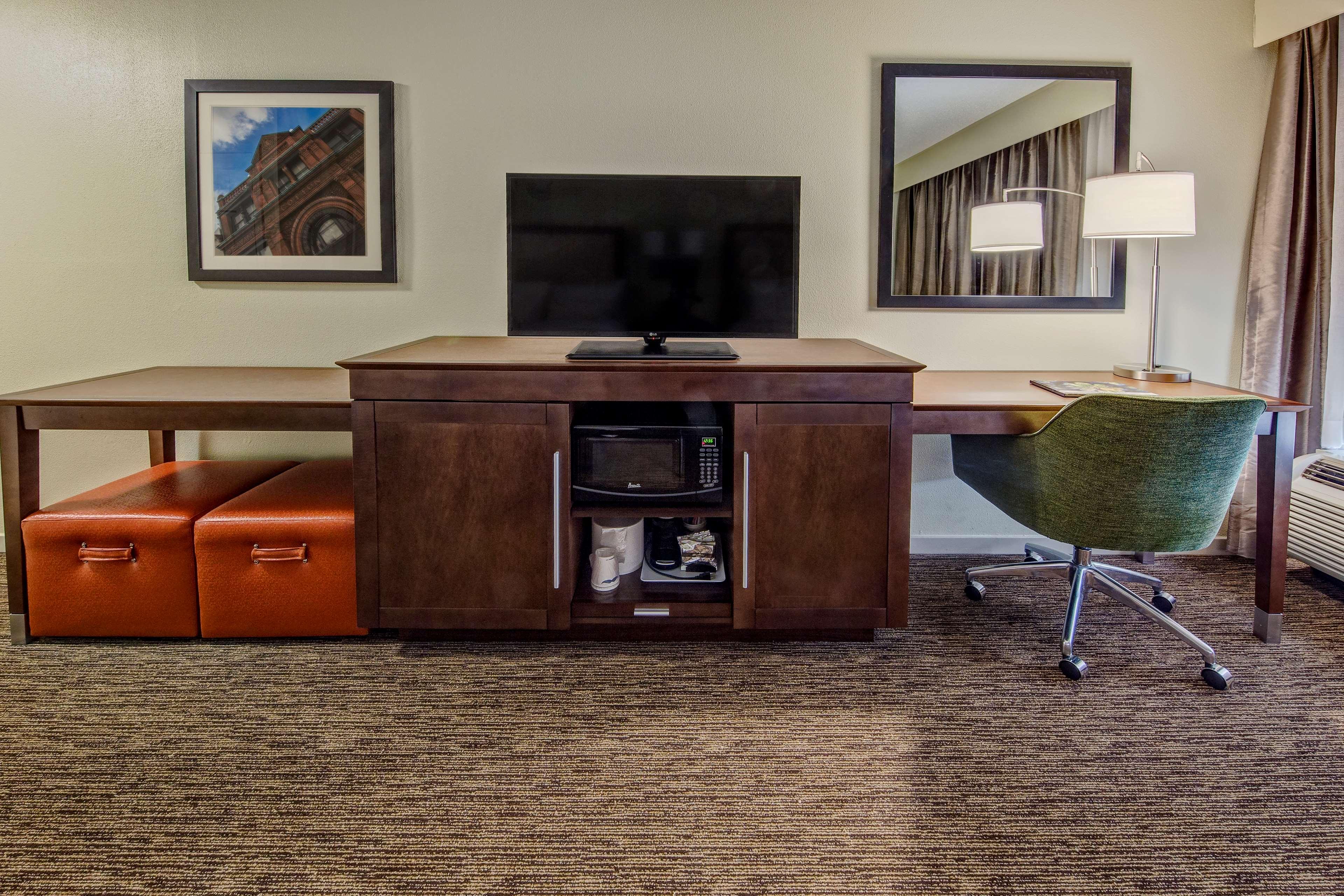 Studio Two King Beds