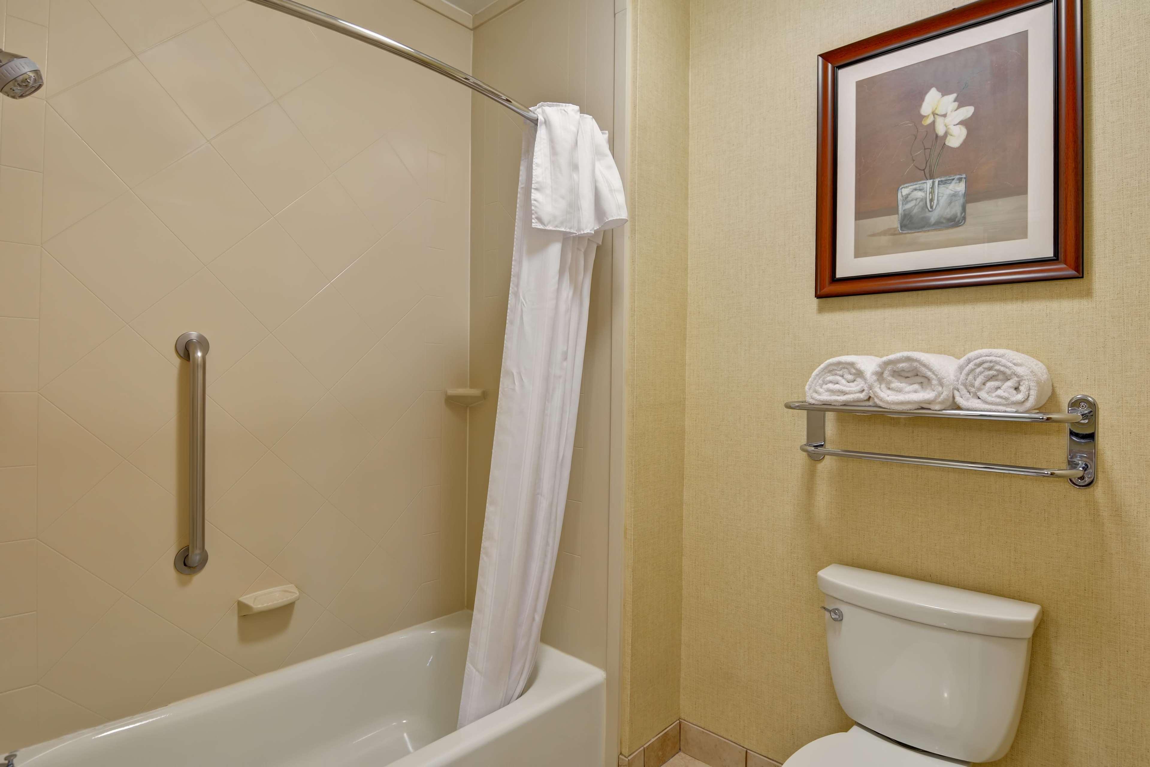 Suite Two Queen Beds One Bedroom