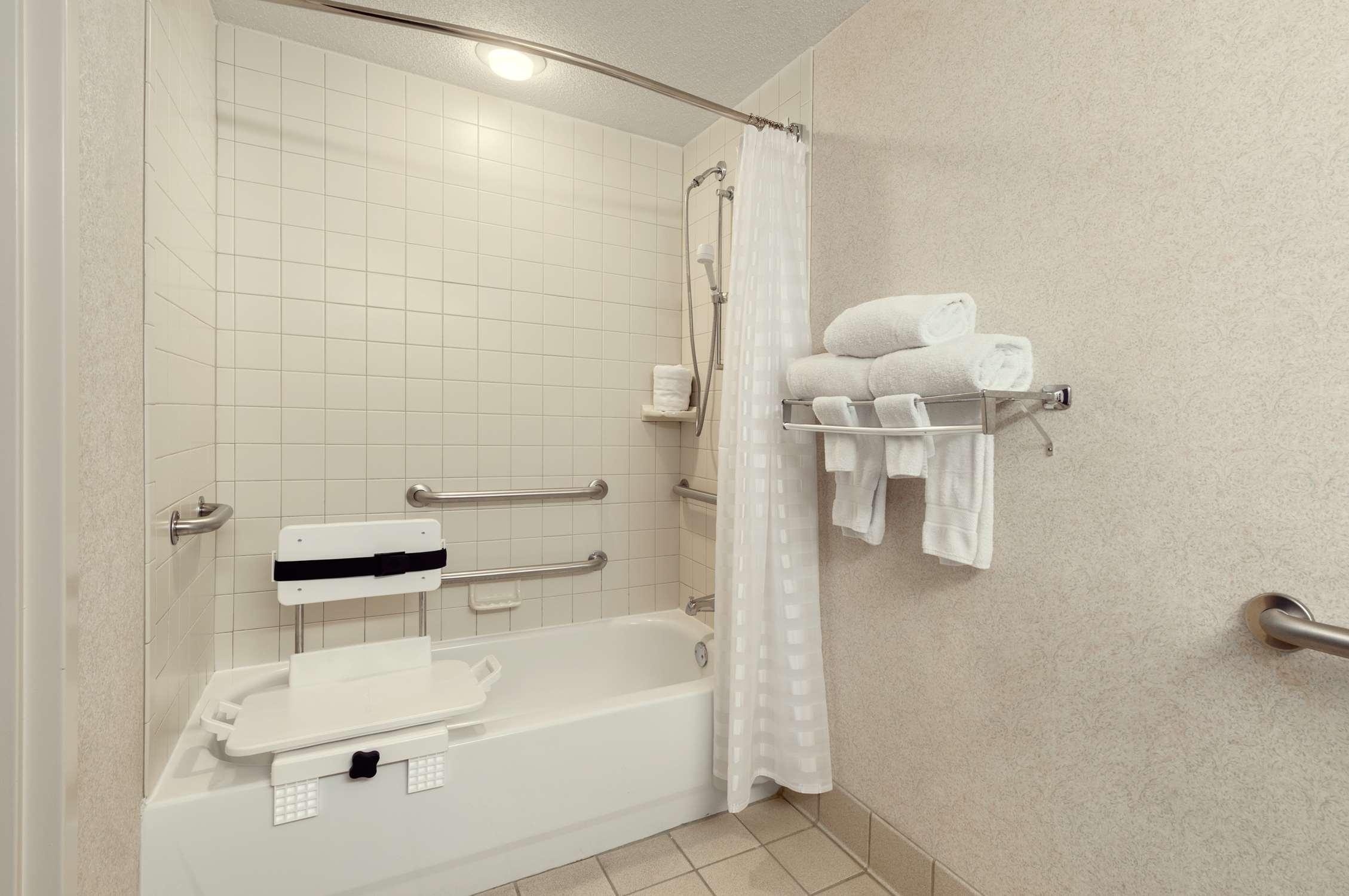 Double King Bed Non Smoking