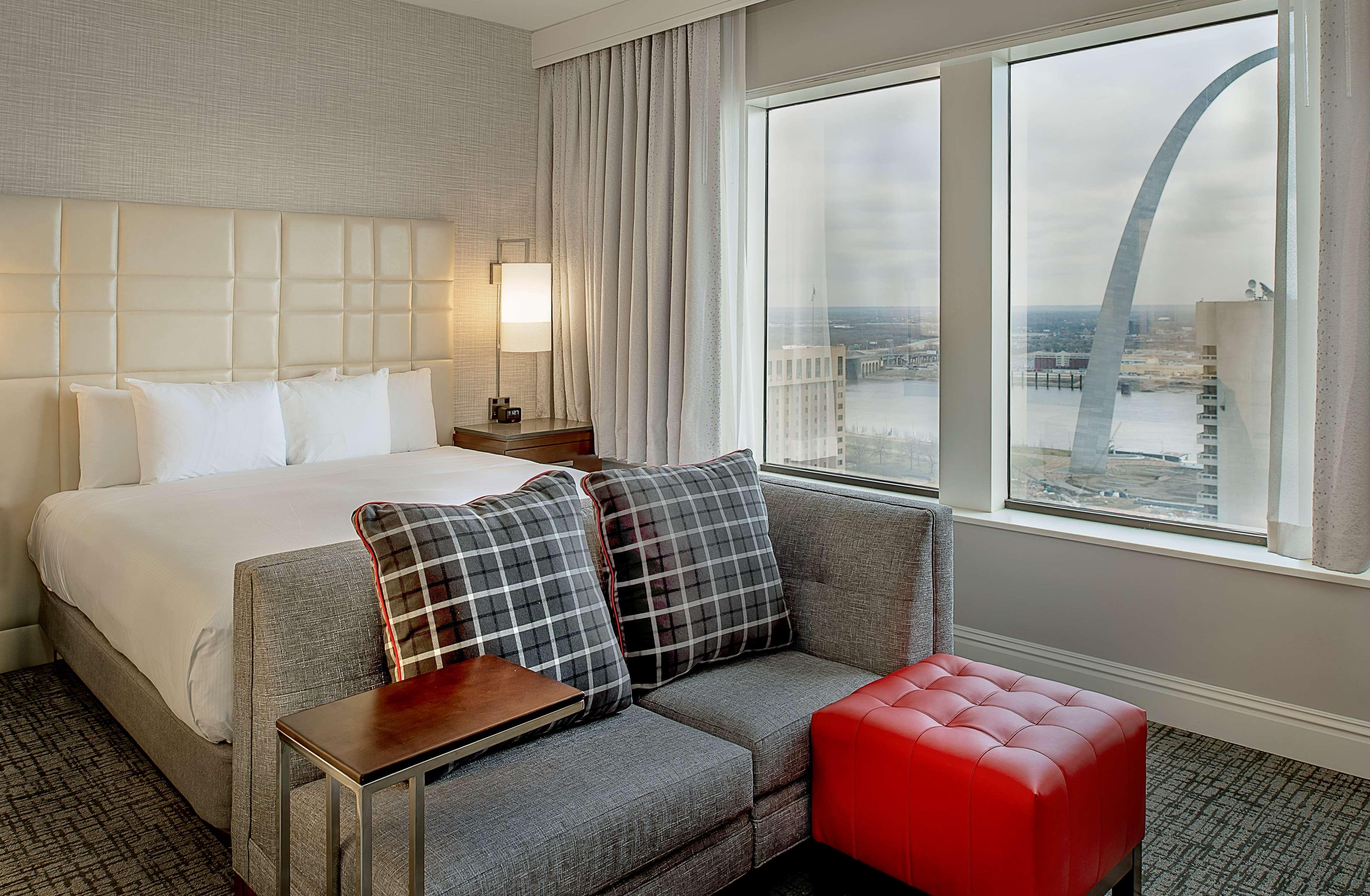 Suite King Bed Two Bedrooms