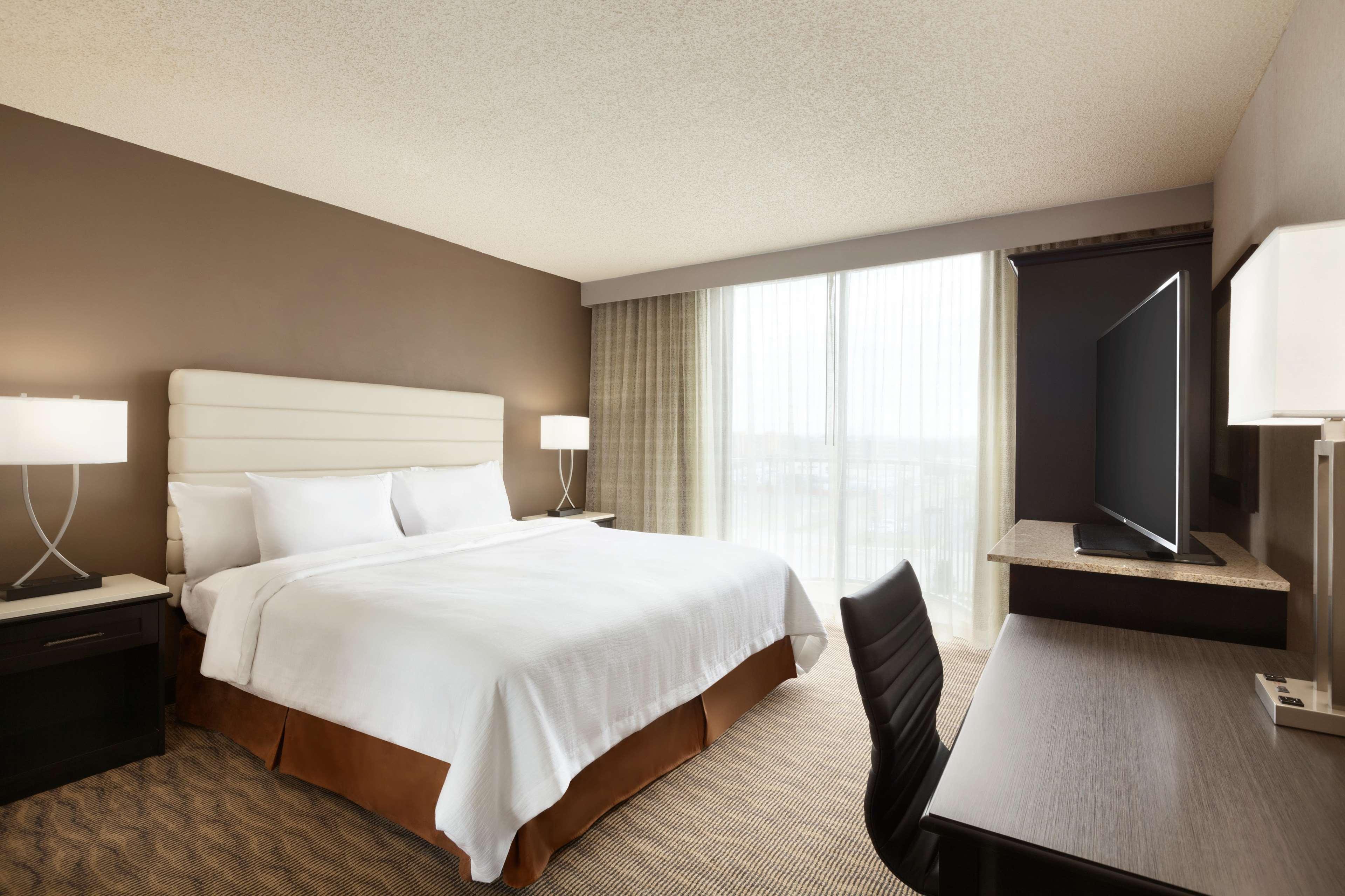 Suite King Bed One Bedroom 