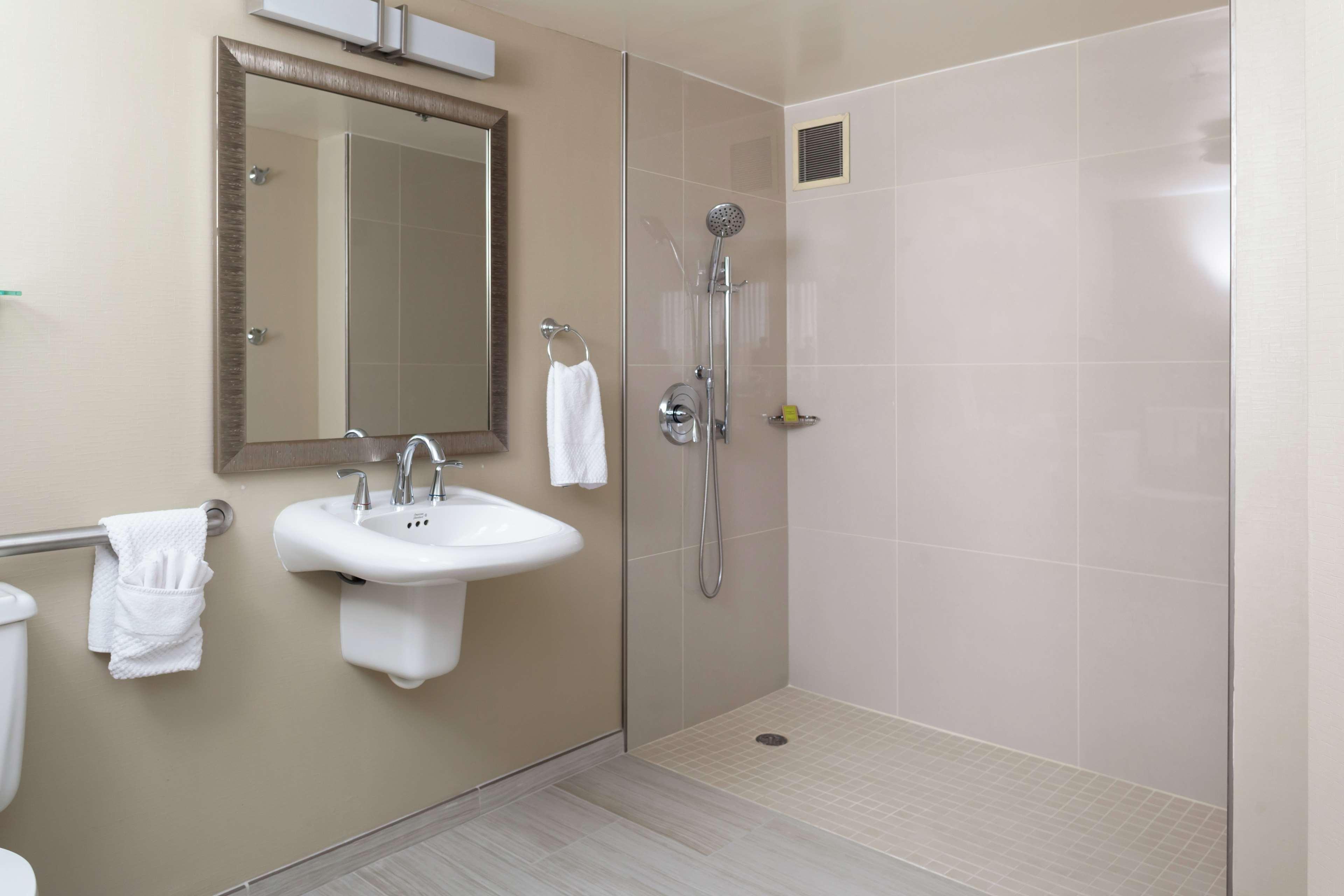 Junior Suite King Size Bed