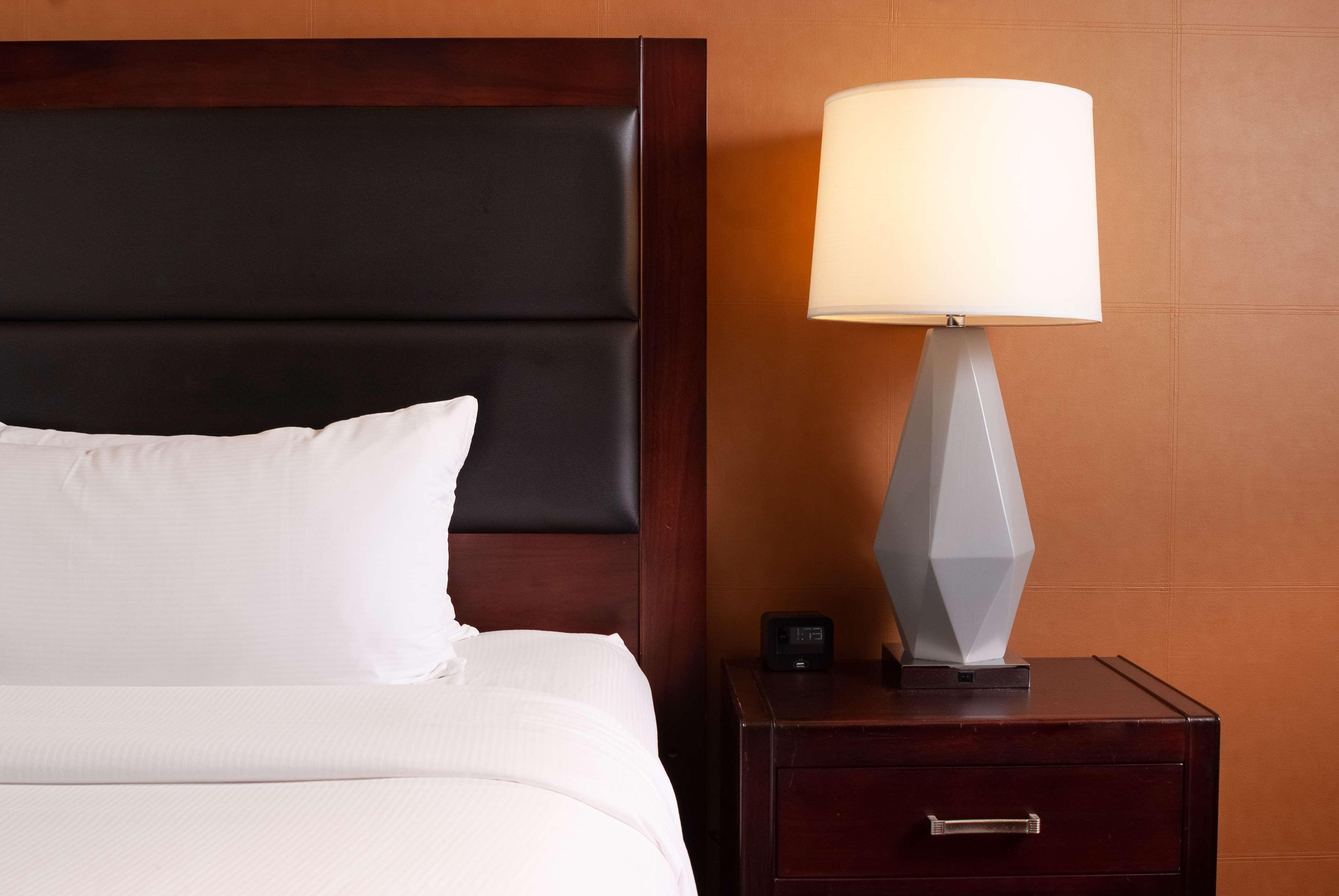 Double Queen Bed Non Smoking