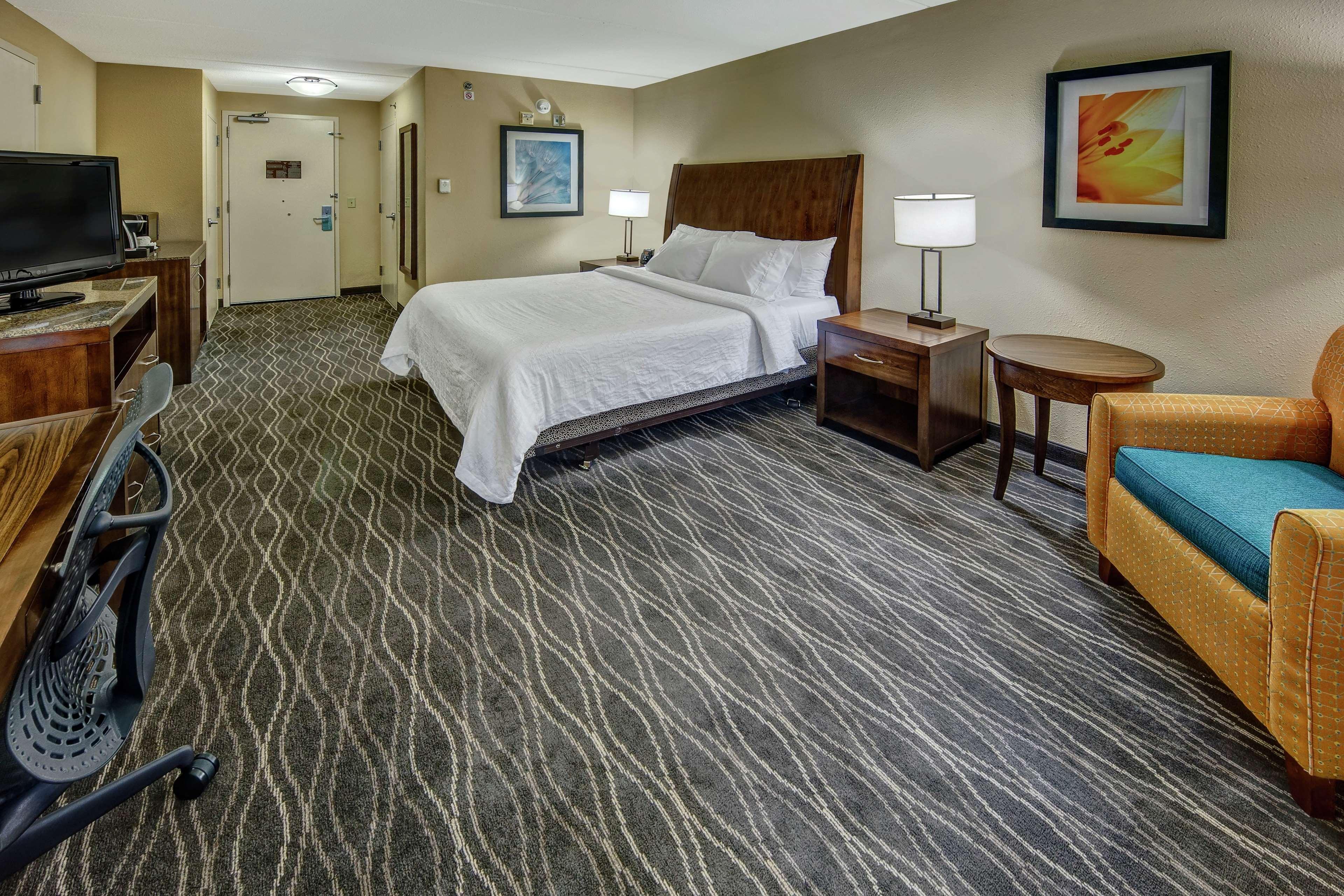 Room Premium King Bed