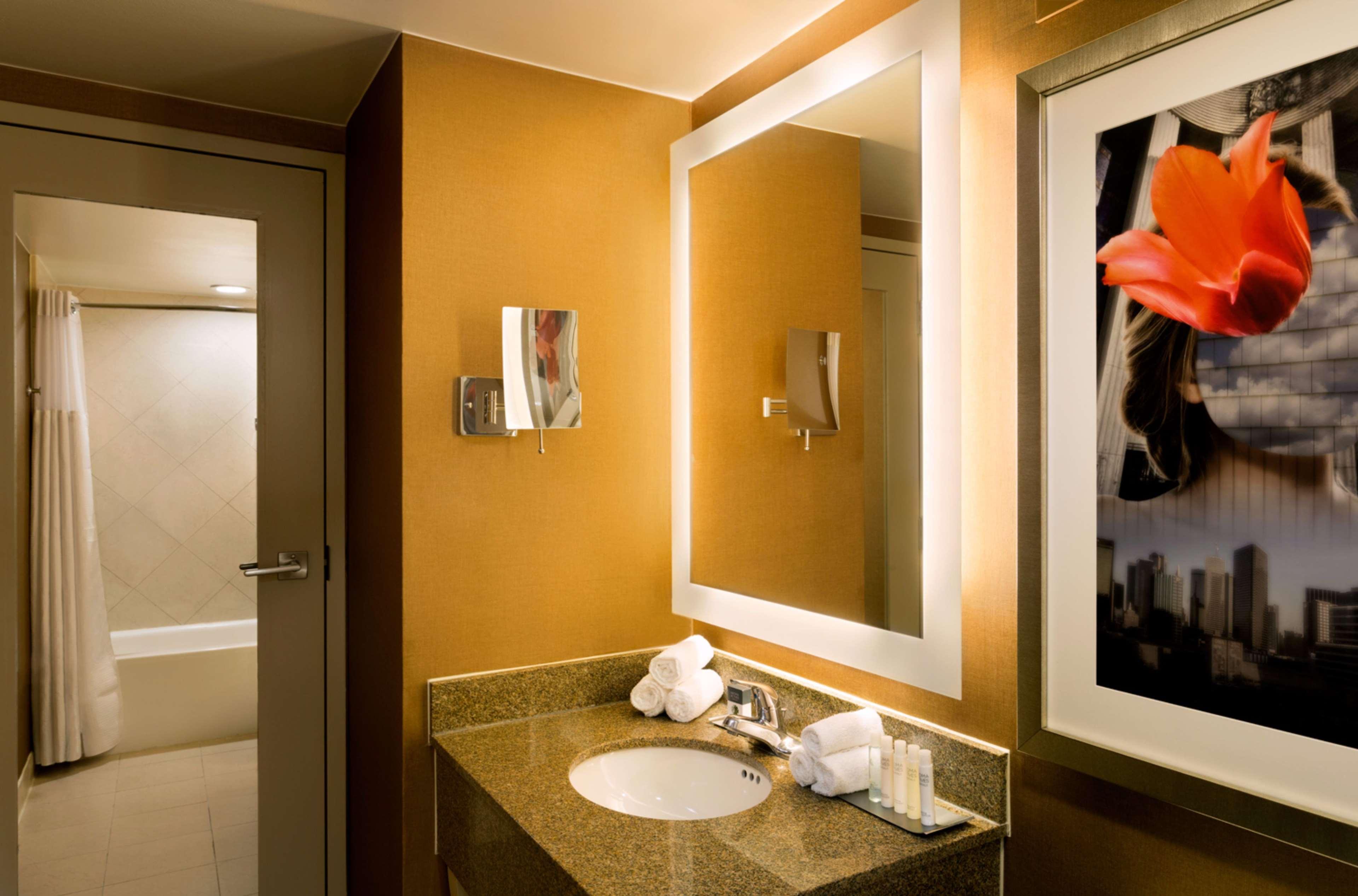 Double King Bed Non Smoking