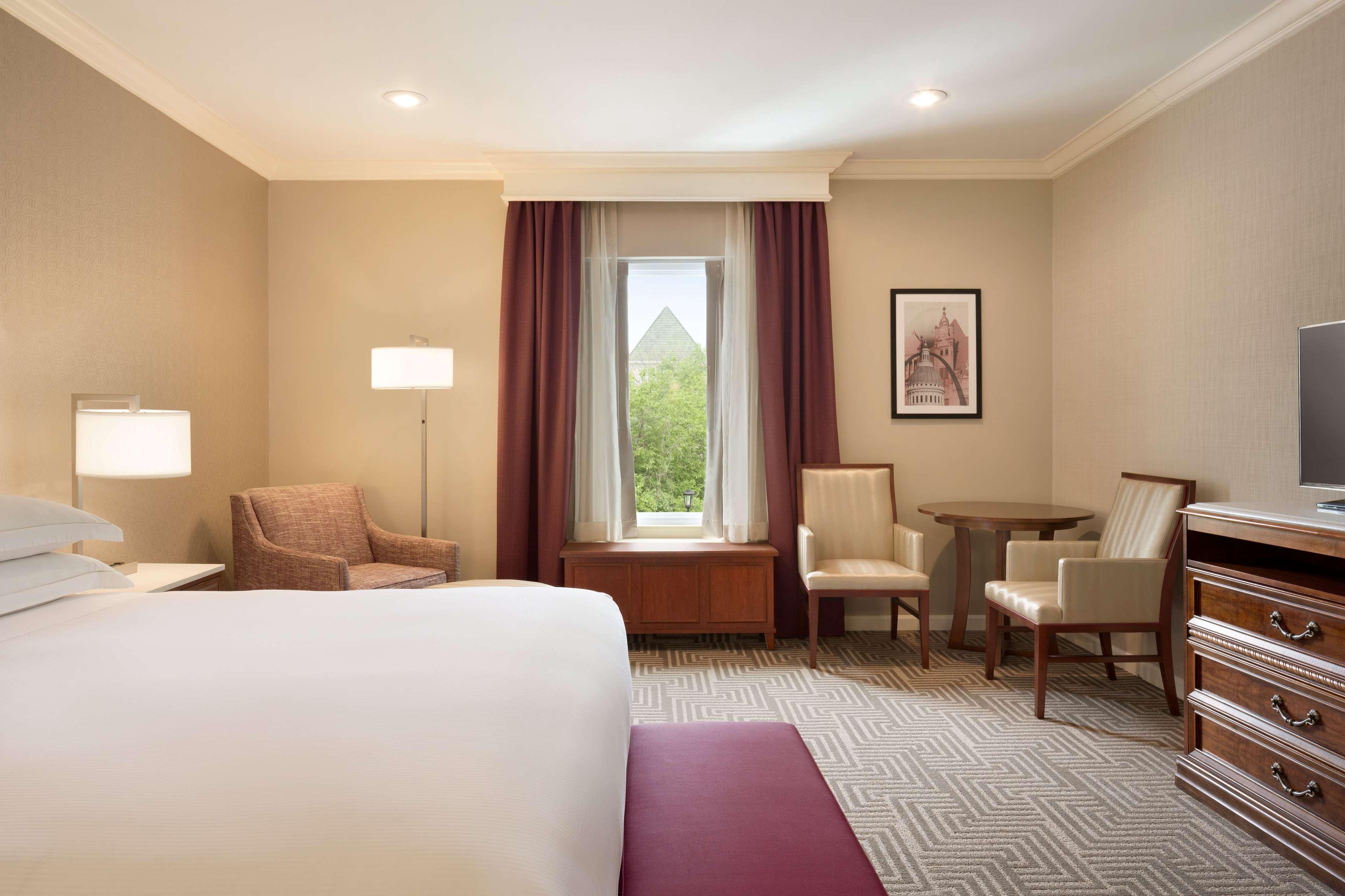 Double Executive King Bed