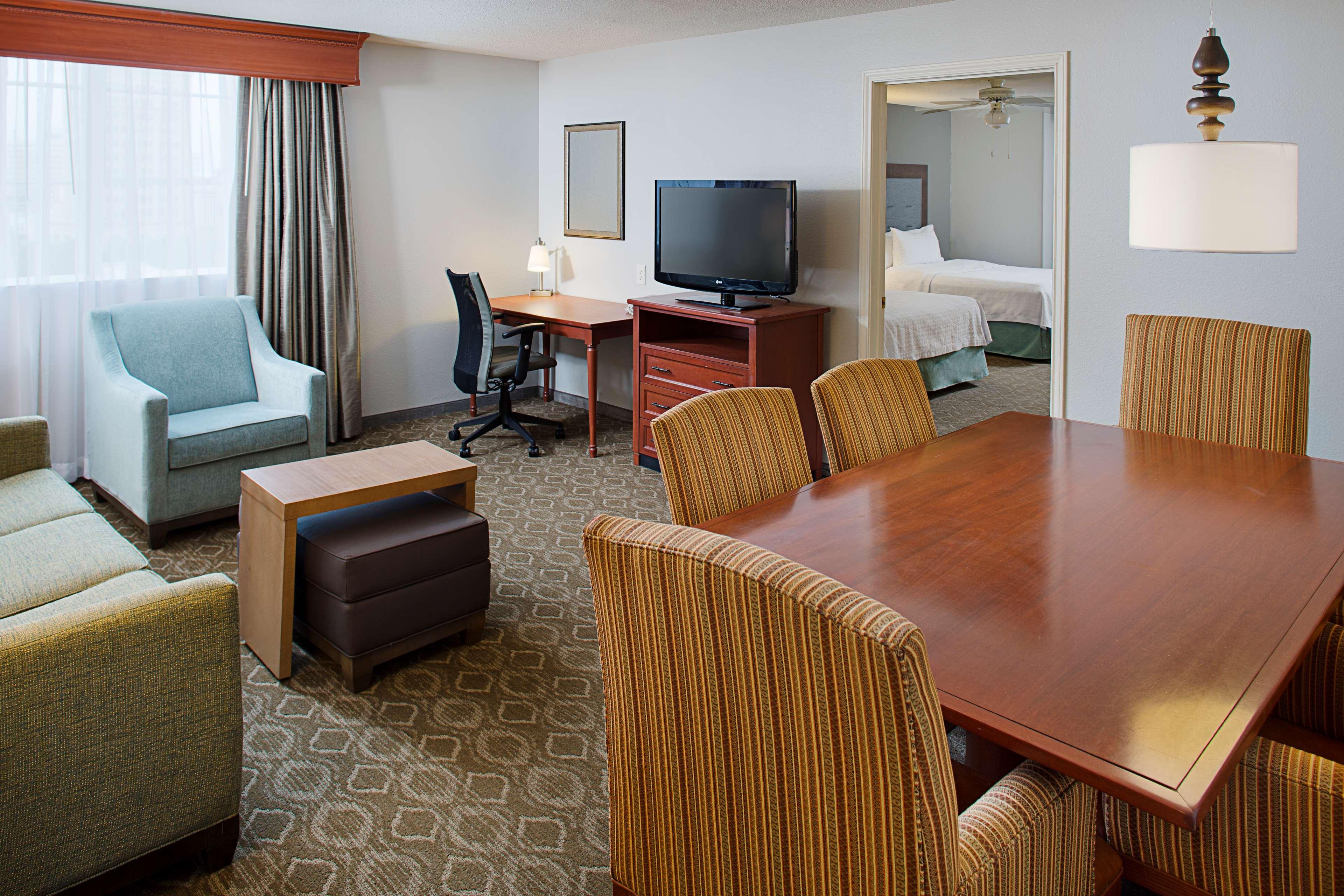 Suite Two Queen Beds