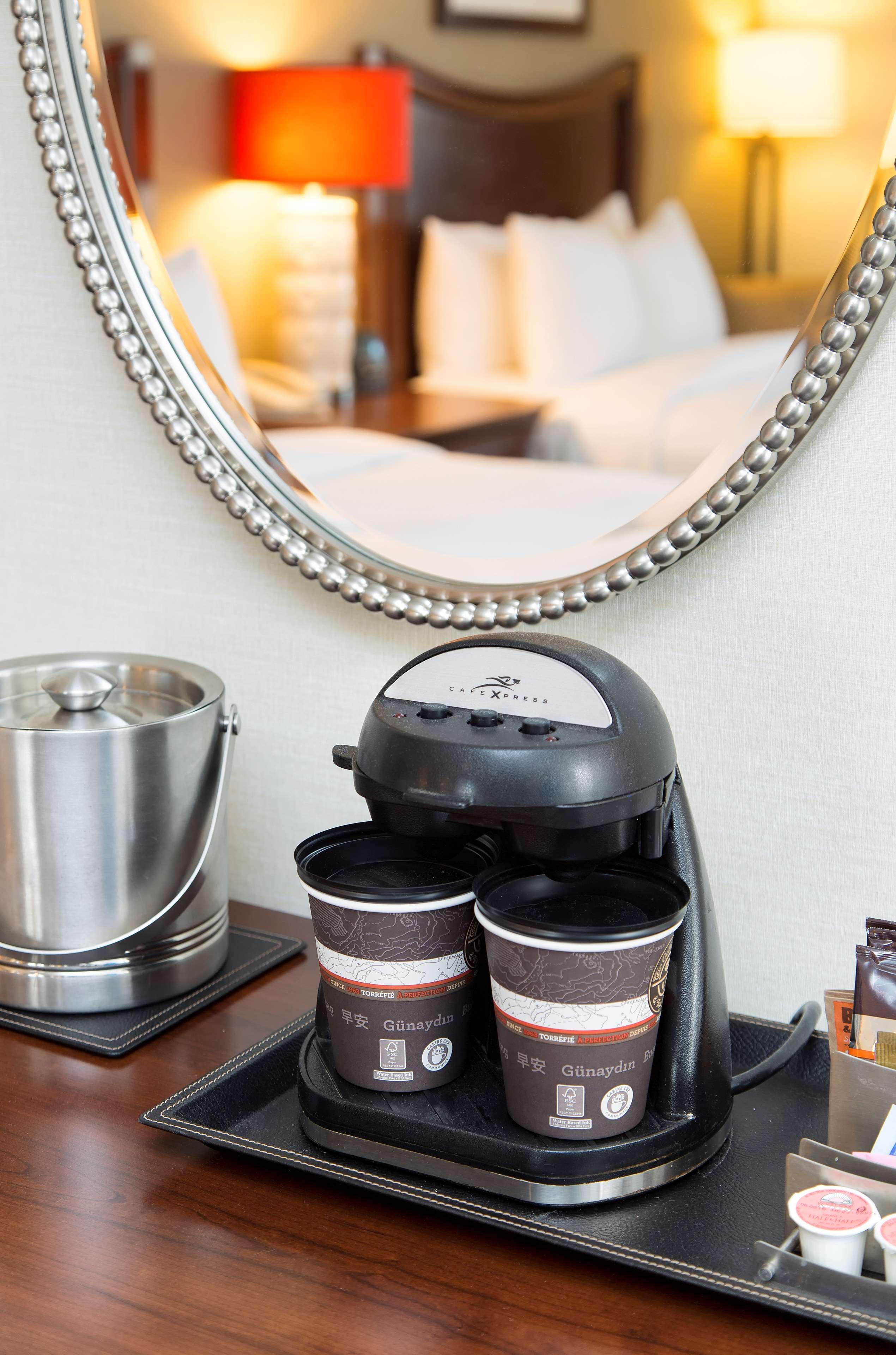 Suite Two Queen Beds Non Smoking