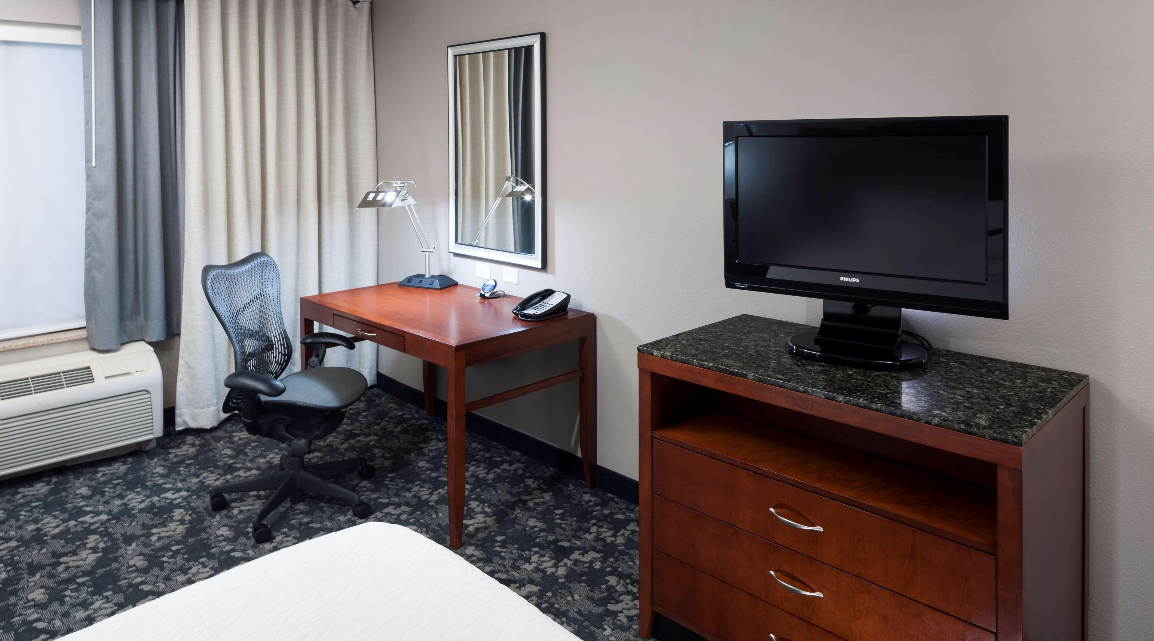 Suite King Size Bed