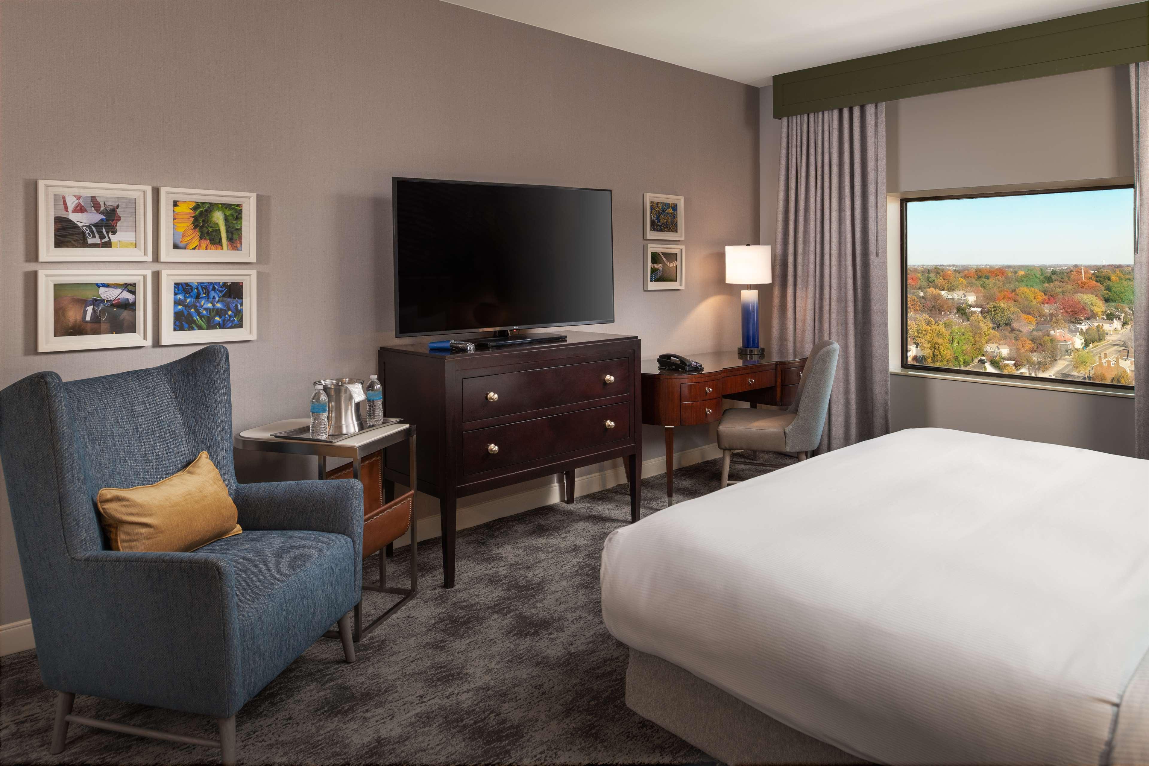 Junior Suite King Size Bed