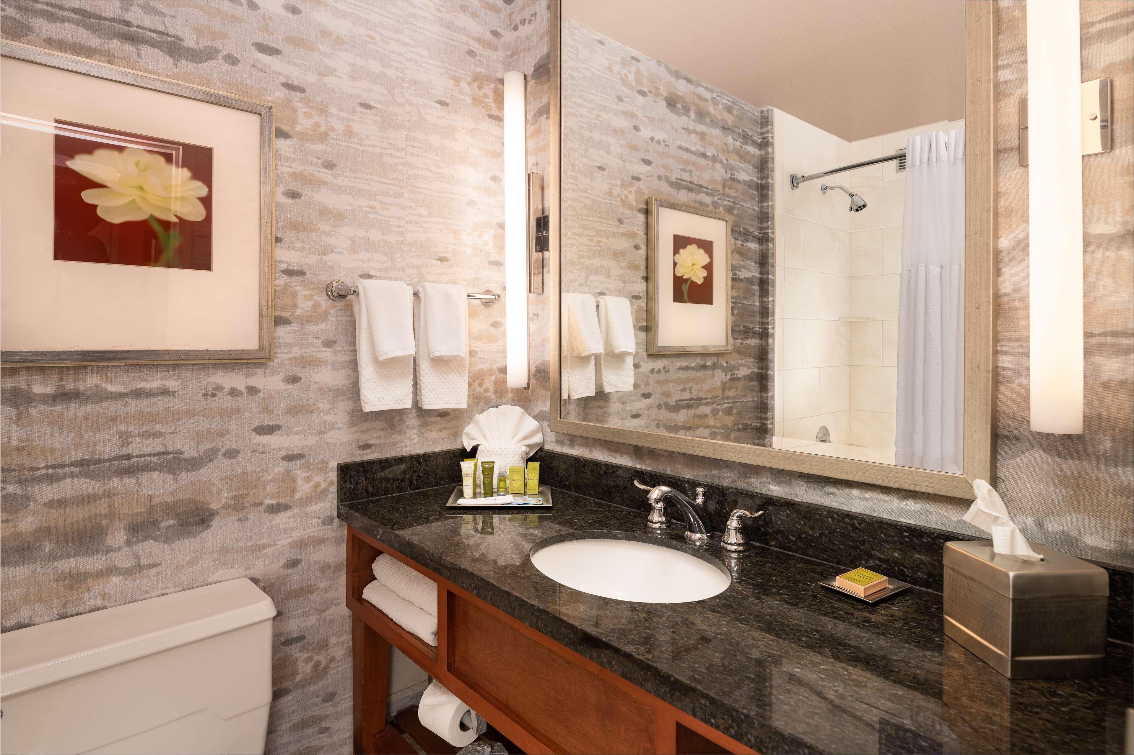 Junior Suite King Size Bed