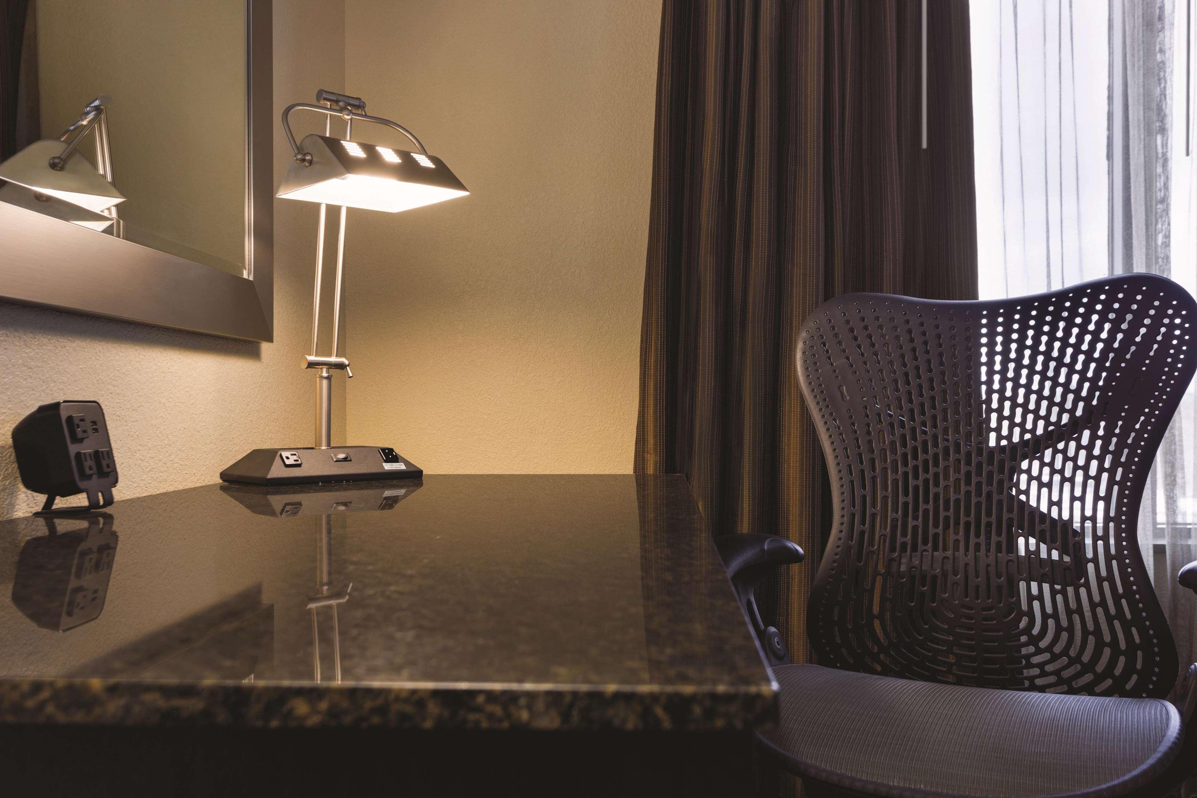 Double Deluxe King Bed